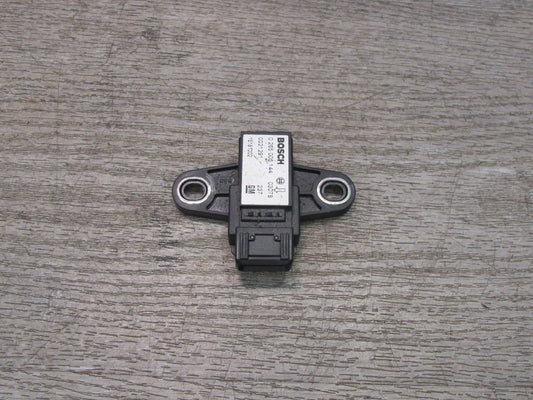2003-2007 Hummer H2 YAW Turn Rate Acceleration Speed Sensor 15181002
