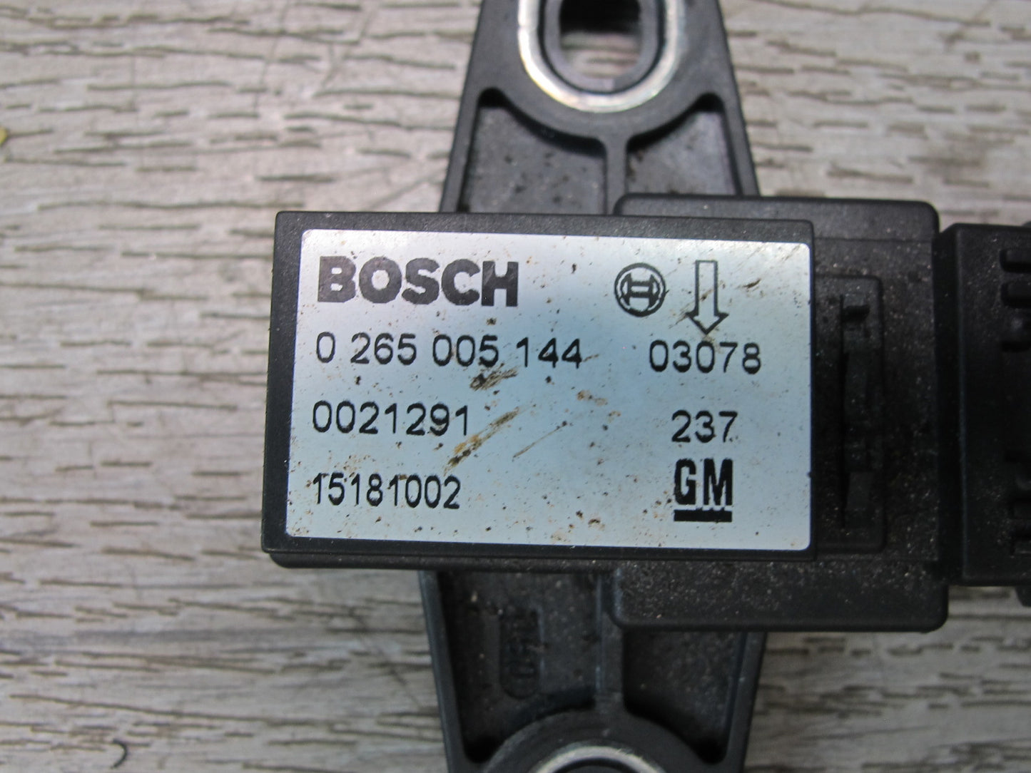 2003-2007 Hummer H2 YAW Turn Rate Acceleration Speed Sensor 15181002