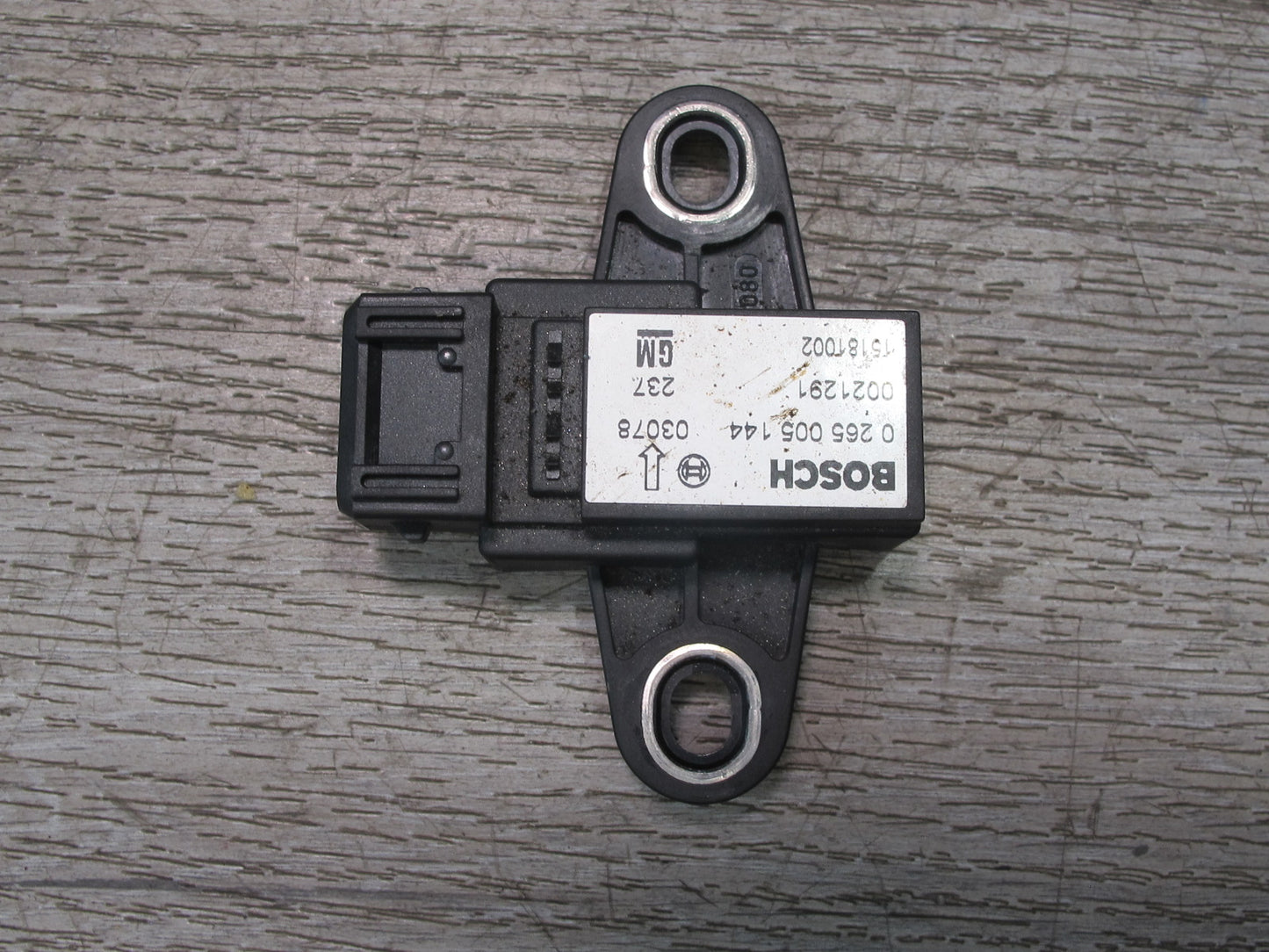 2003-2007 Hummer H2 YAW Turn Rate Acceleration Speed Sensor 15181002