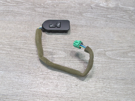 2003-2007 Hummer H2 Front Right Pass Side Door Seat Heat Heater Switch