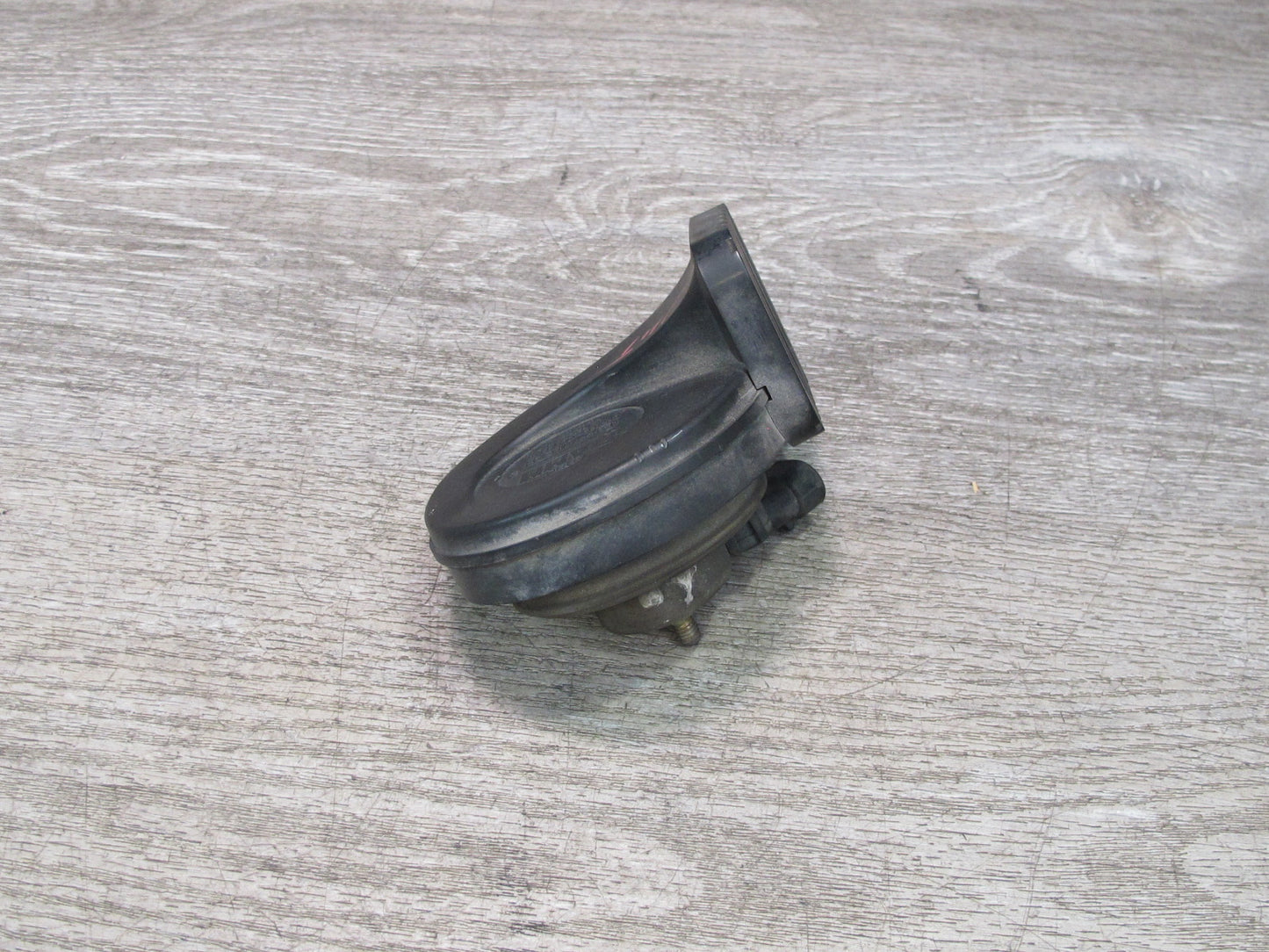 2003-2009 Hummer H2 High & Low Tone Note Pitch Horn Signal Set of 2