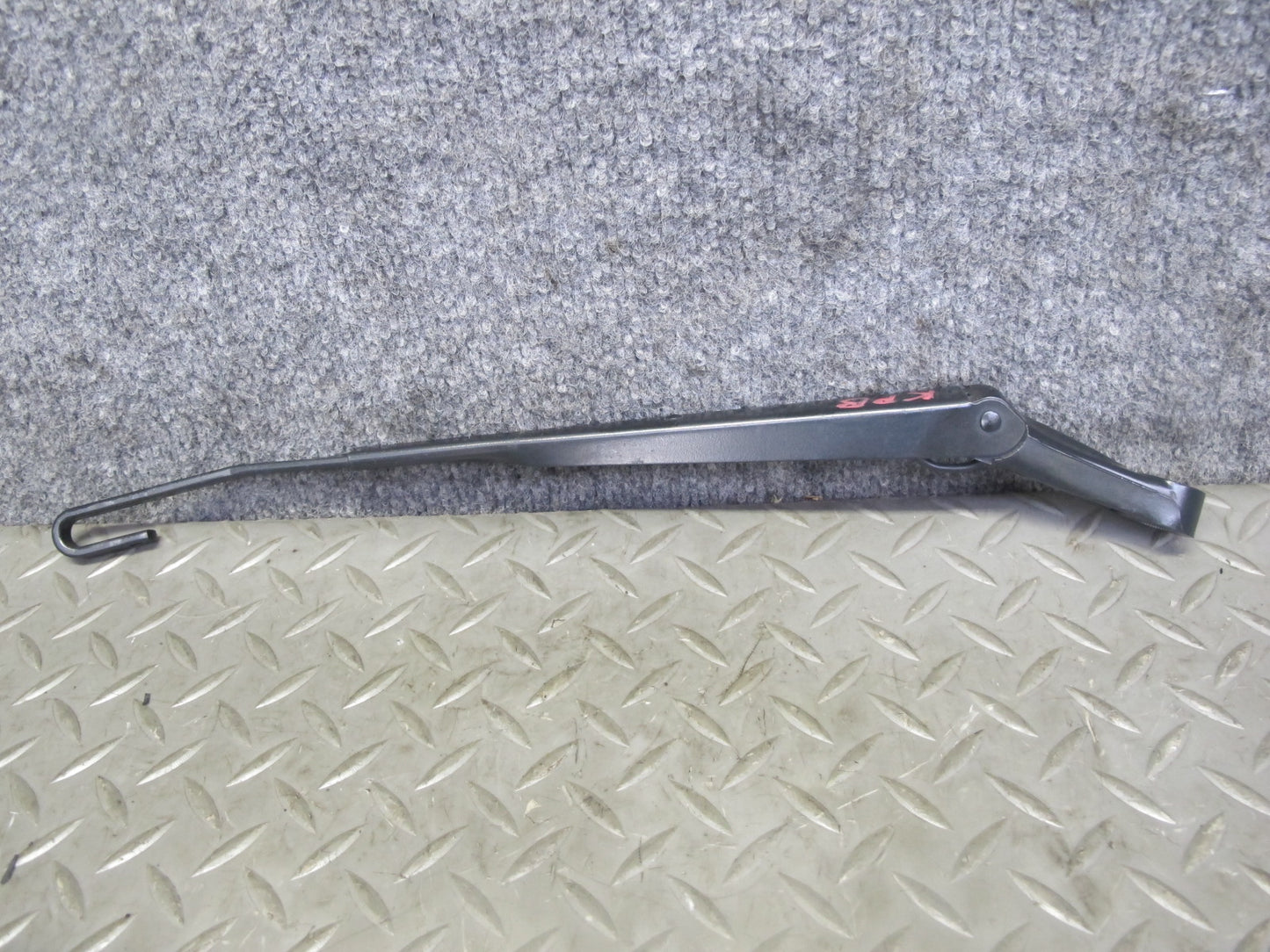 1997-2004 Porsche Boxster 986 Front Left & Right Side Windshield Wiper Arm Set