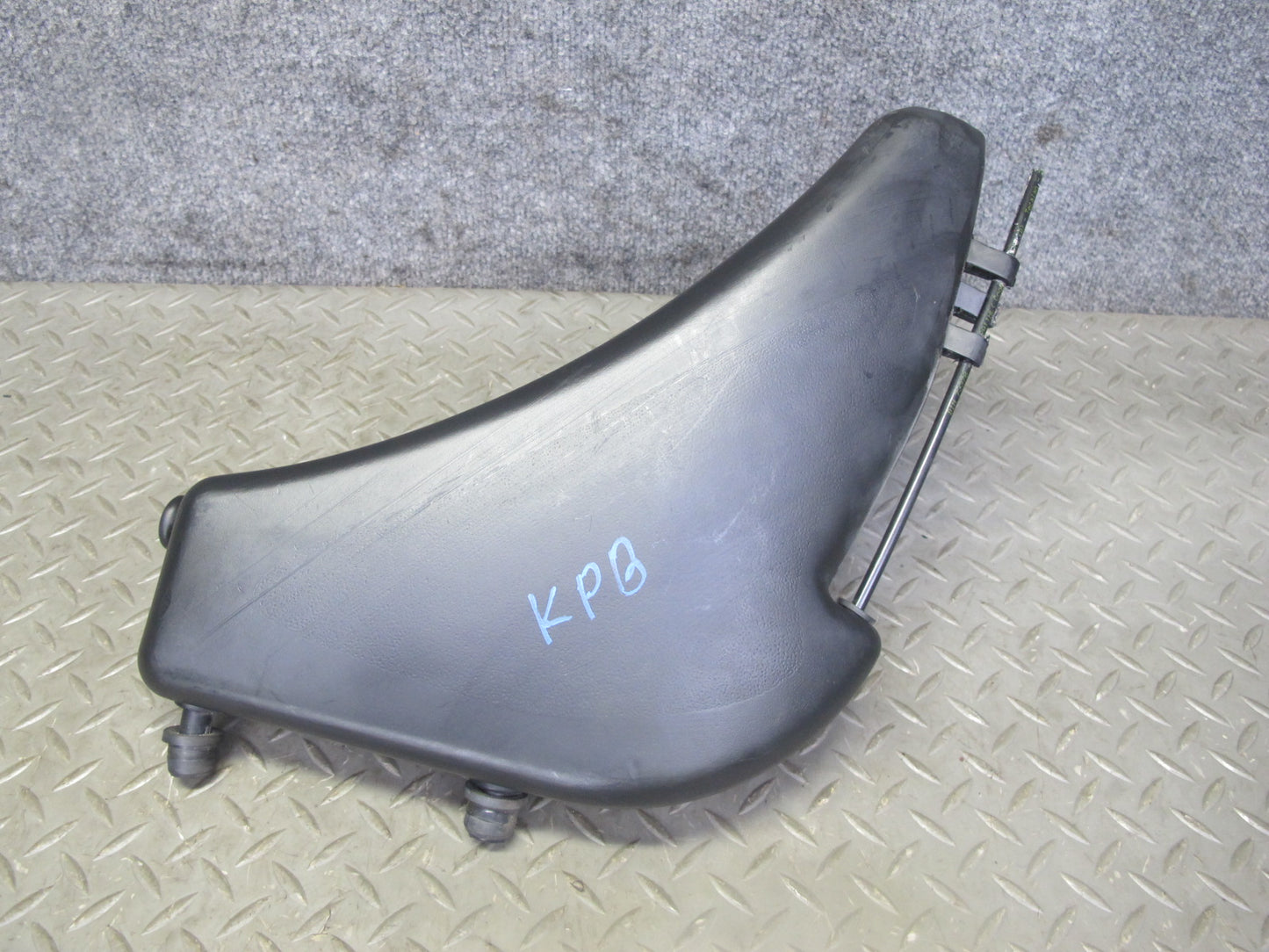 1997-2004 Porsche Boxster 986 Windshield Washer Reservoir Tank W/ Pump
