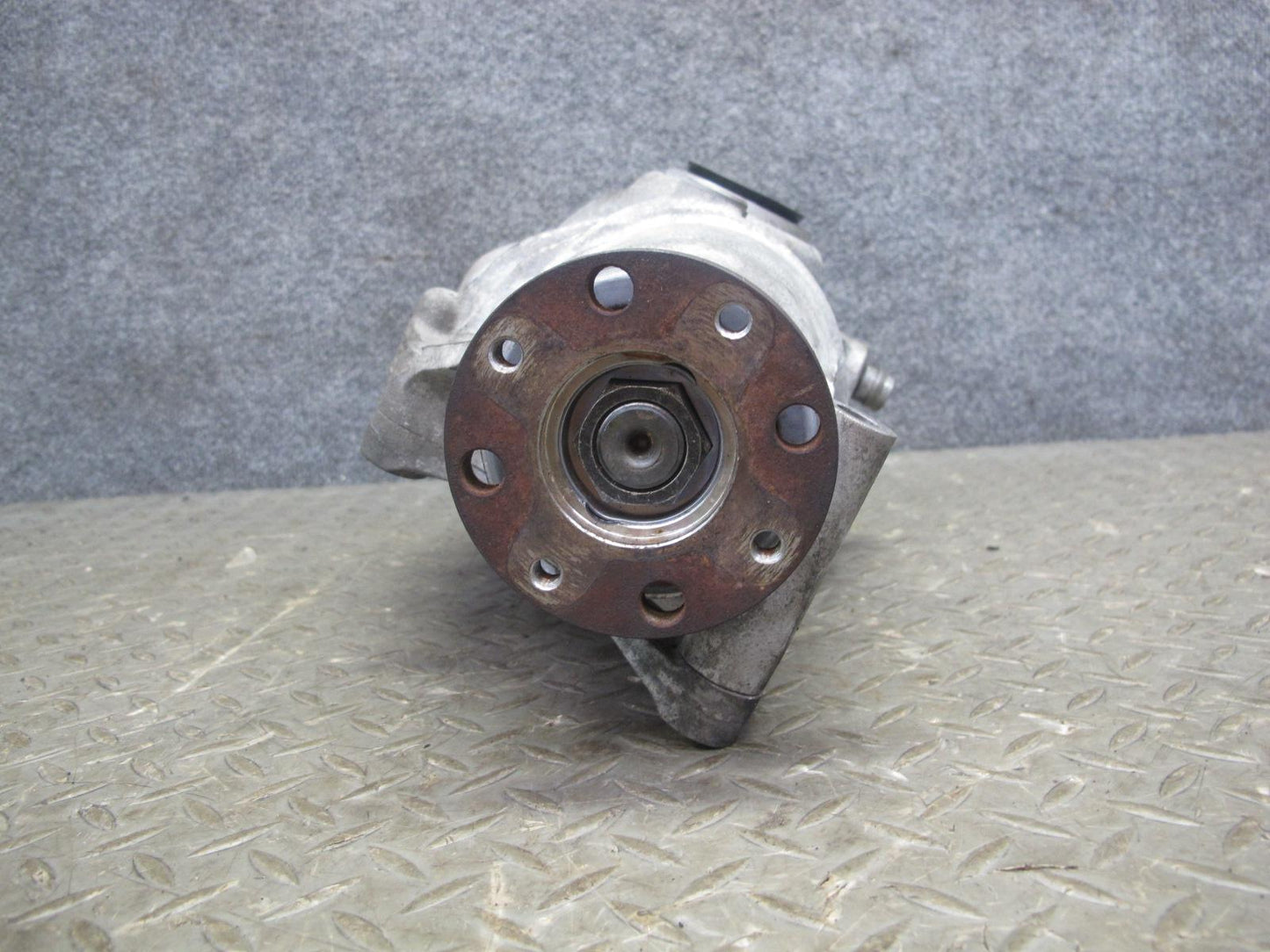 2010-2013 BMW E70 E71 X5M X6M AWD Front Differential Carrier 3.91 Ratio 96k