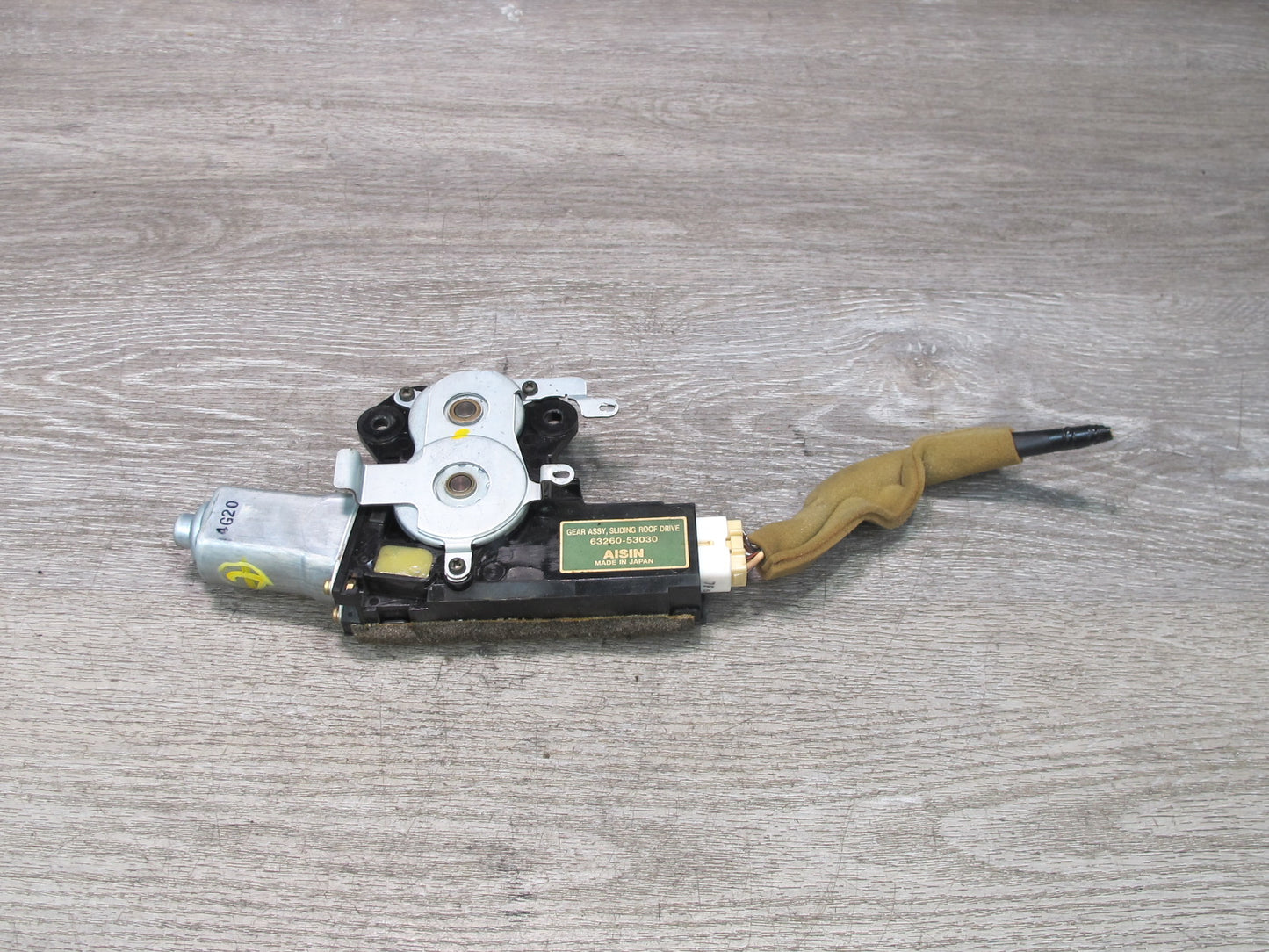 01-05 Lexus JCE10L IS300 Sunroof Motor Drive Unit 63260-53030 OEM