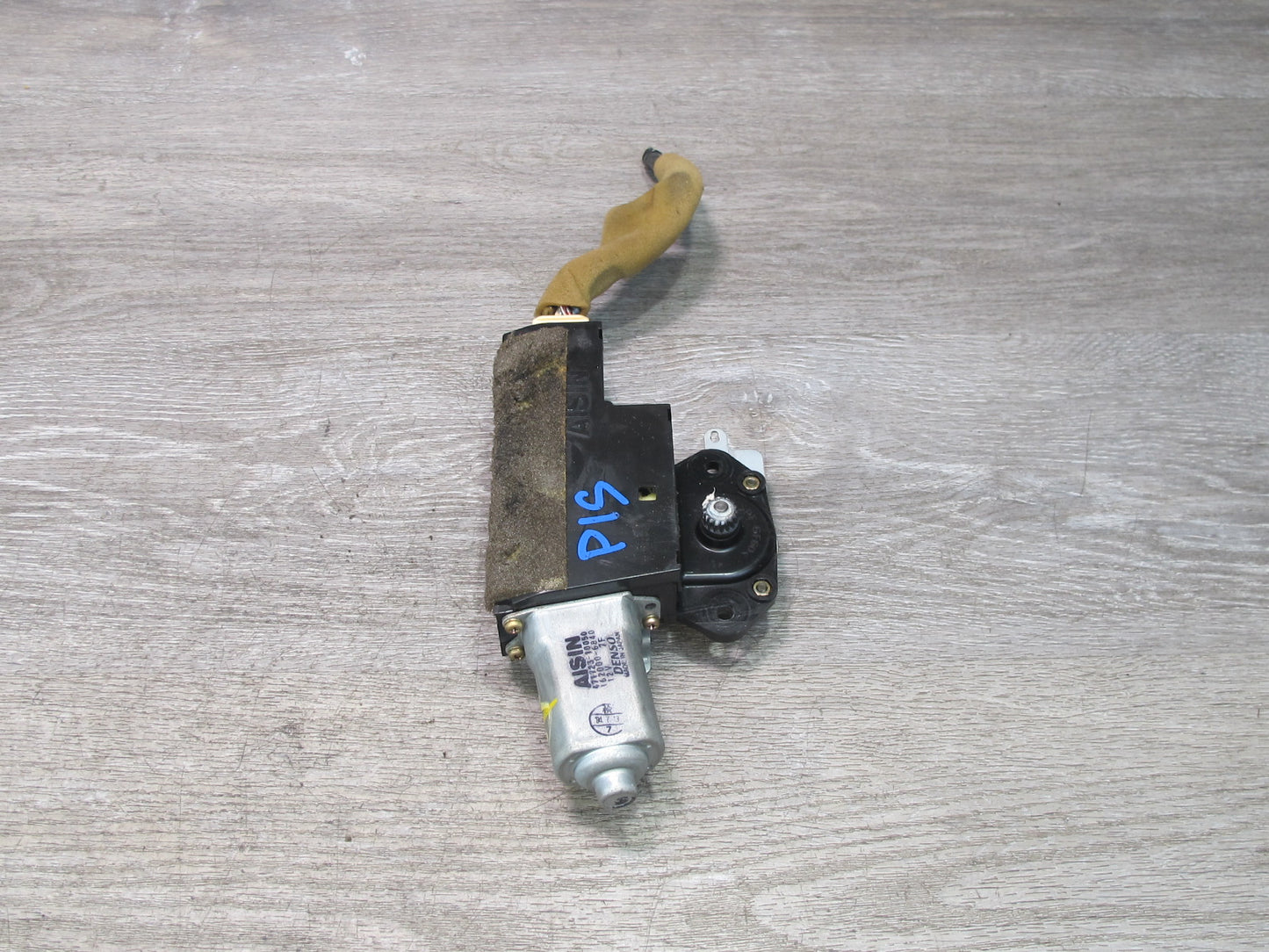 01-05 Lexus JCE10L IS300 Sunroof Motor Drive Unit 63260-53030 OEM