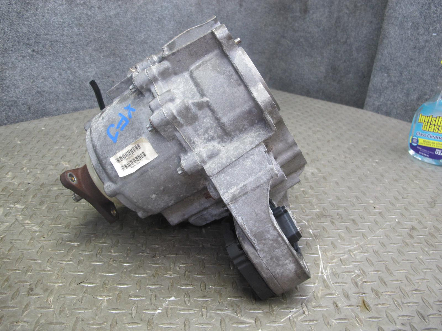 2010-2013 BMW E70 E71 X5M X6M 4.4L ATC700 Transfer Case Box w Motor 7599887