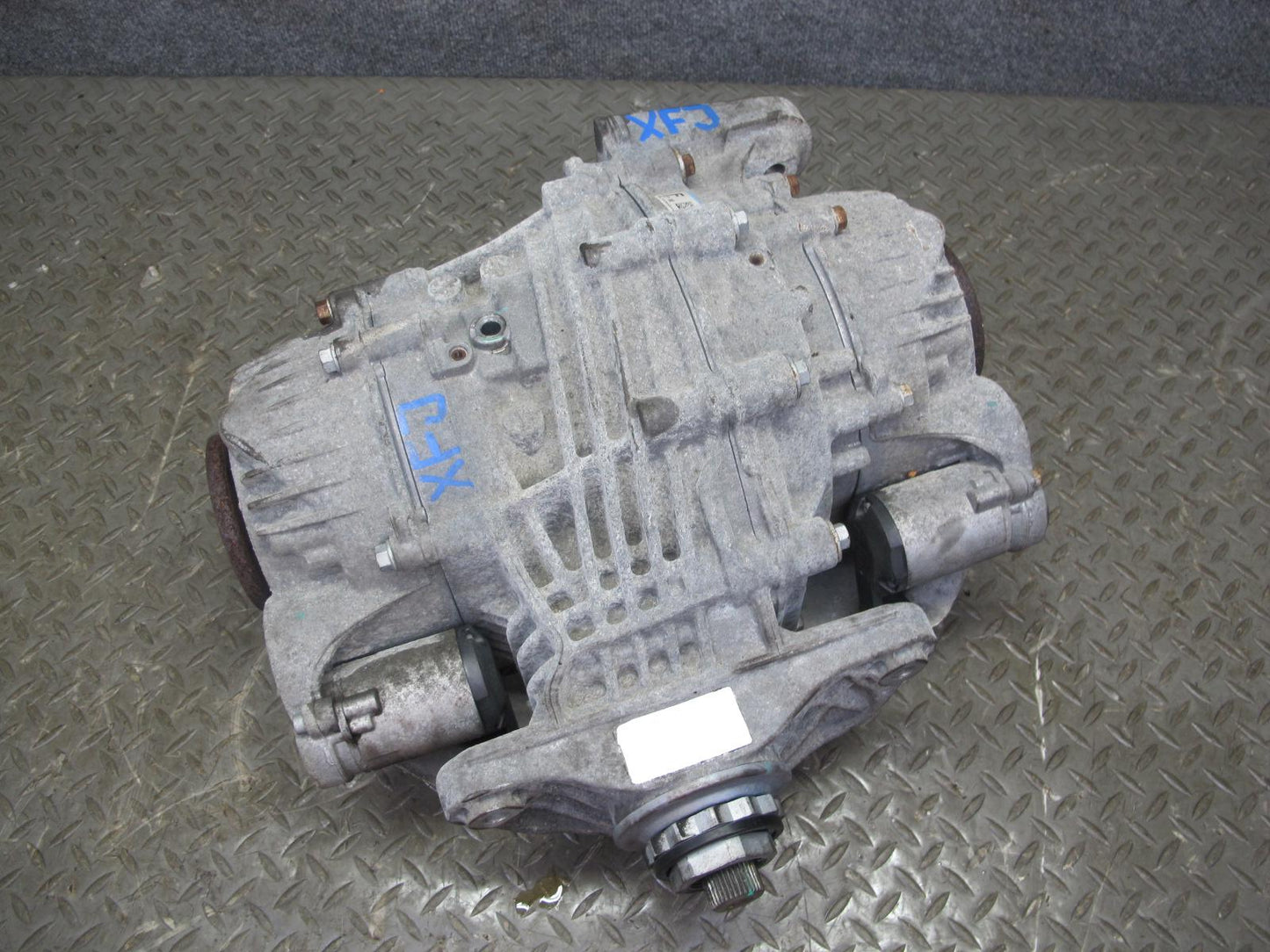 2010-2013 BMW E70 E71 X5M X6M AWD Rear Differential Carrier 3.91 Ratio 96k Miles