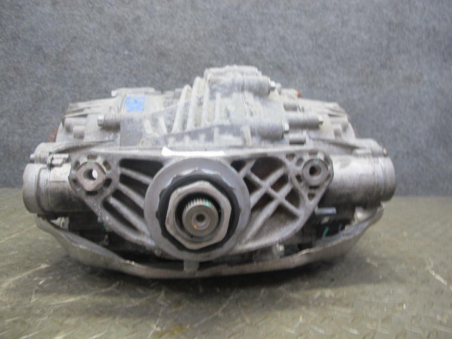 2010-2013 BMW E70 E71 X5M X6M AWD Rear Differential Carrier 3.91 Ratio 96k Miles