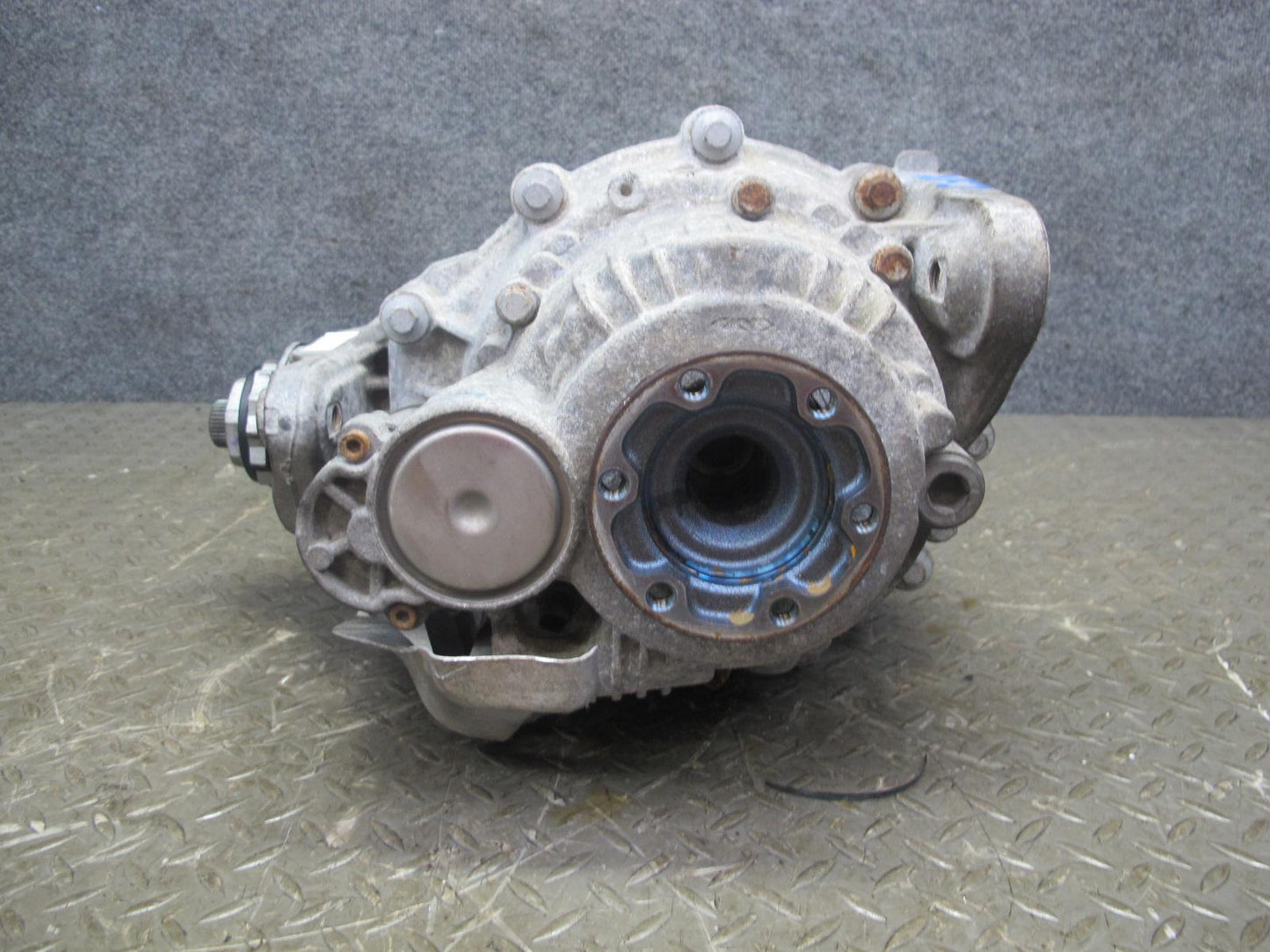 2010-2013 BMW E70 E71 X5M X6M AWD Rear Differential Carrier 3.91 Ratio 96k Miles