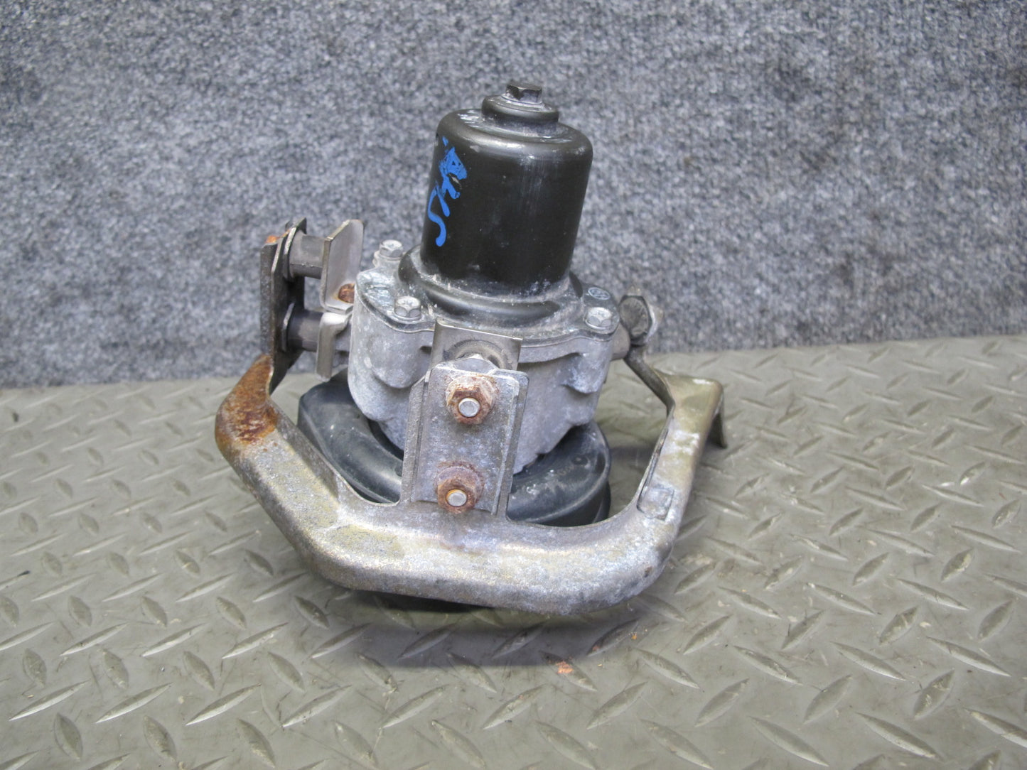 00-03 Honda S2000 2.0L Secondary Air Injection Pump 125600-0061 OEM