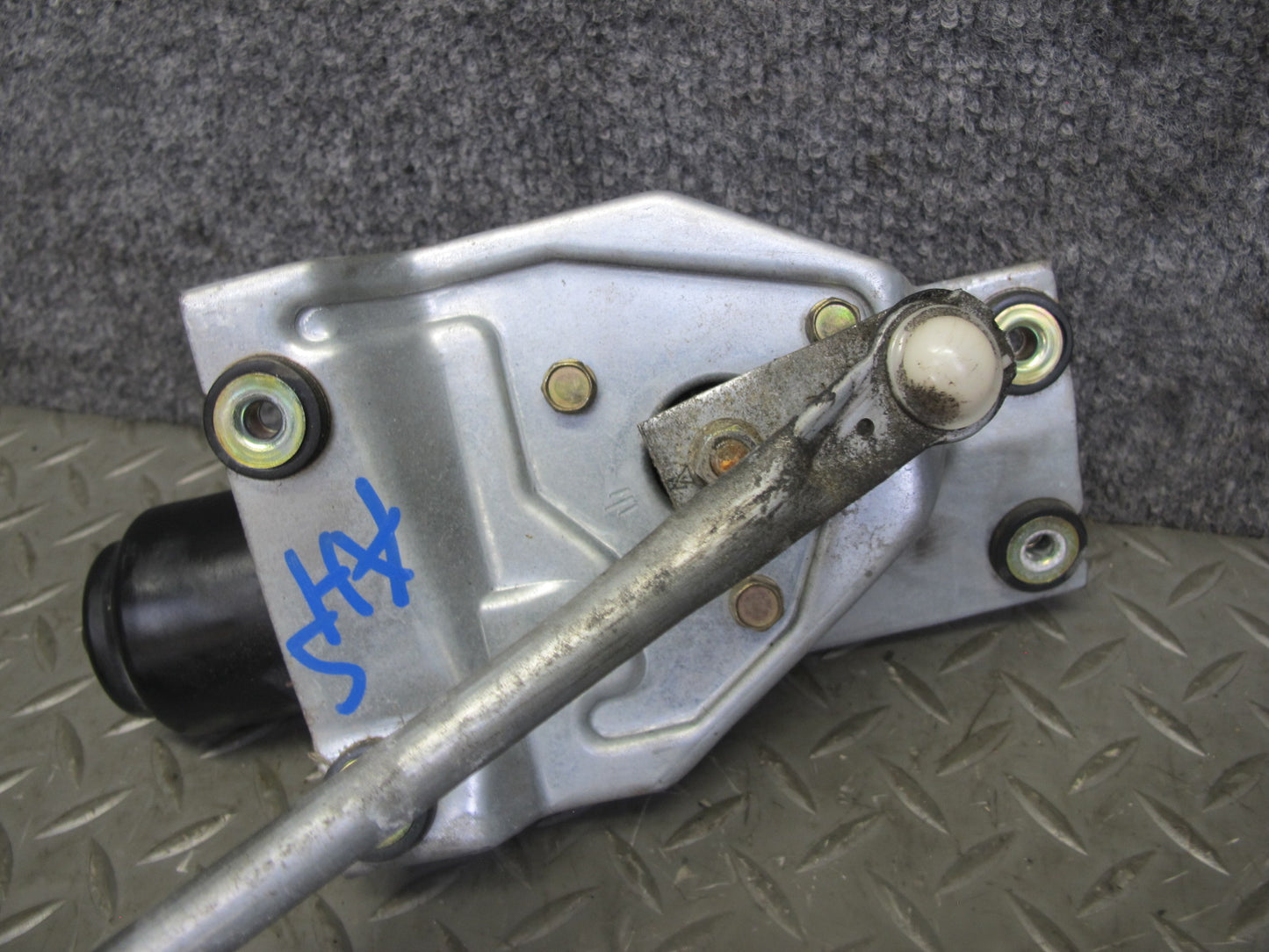 00-09 Honda S2000 Windshield Wiper Transmission Linkage w Motor OEM