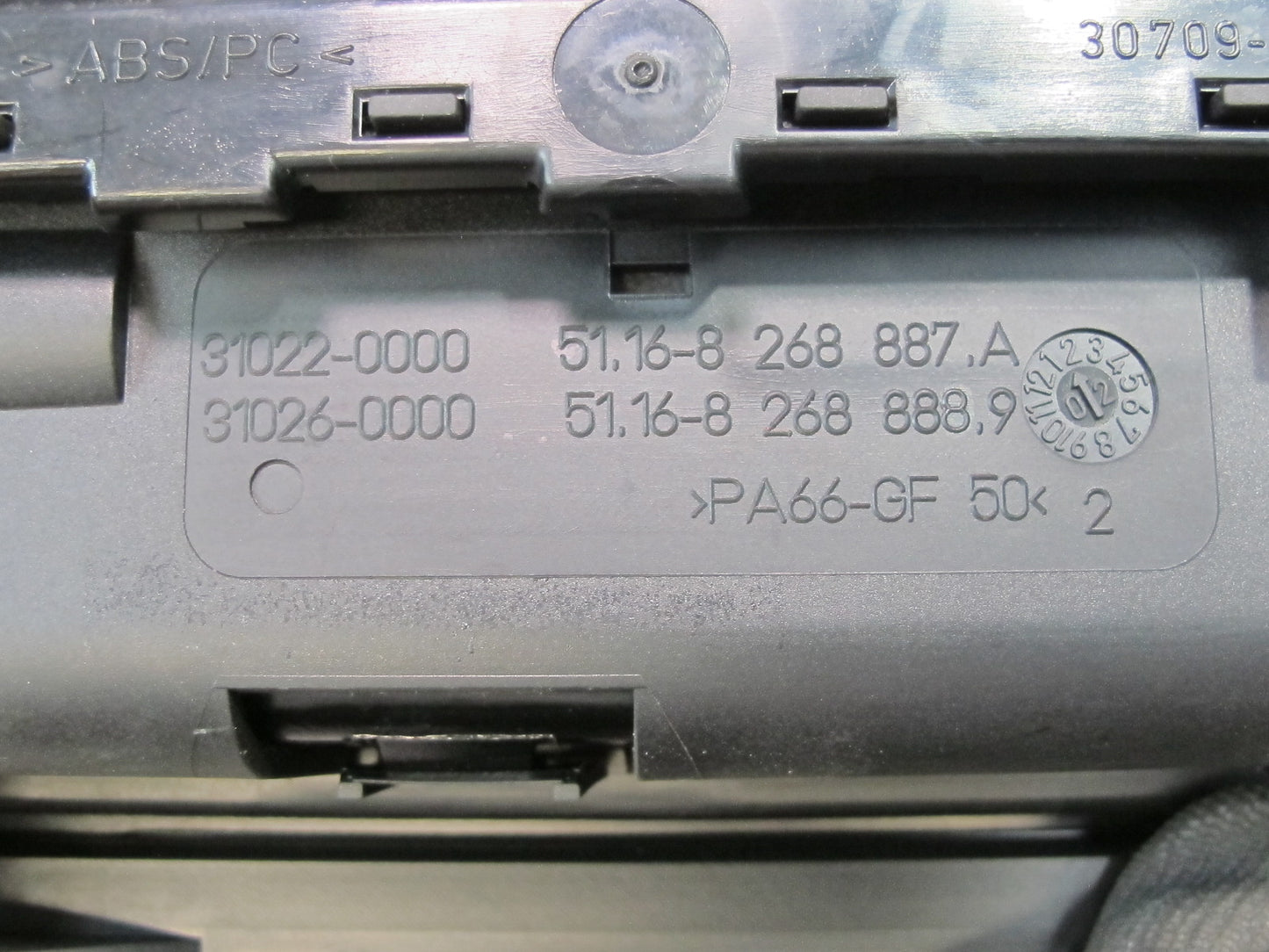 01-06 BMW E46 3-SERIES Dash Center Console Ash Tray 8268887 OEM