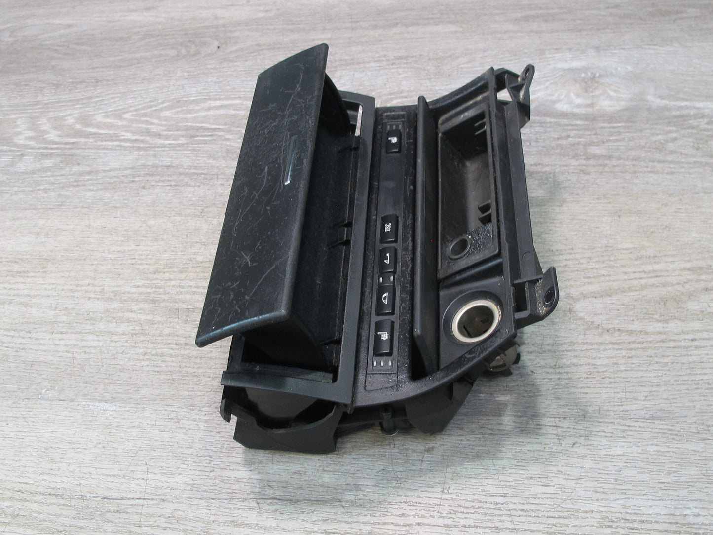 01-06 BMW E46 3-SERIES Dash Center Console Ash Tray 8268887 OEM