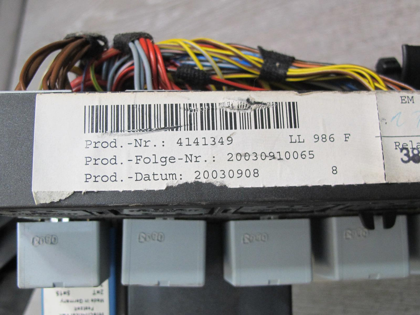 2000-2004 Porsche Boxster 986 Junction Fuse Relay Box Module Unit
