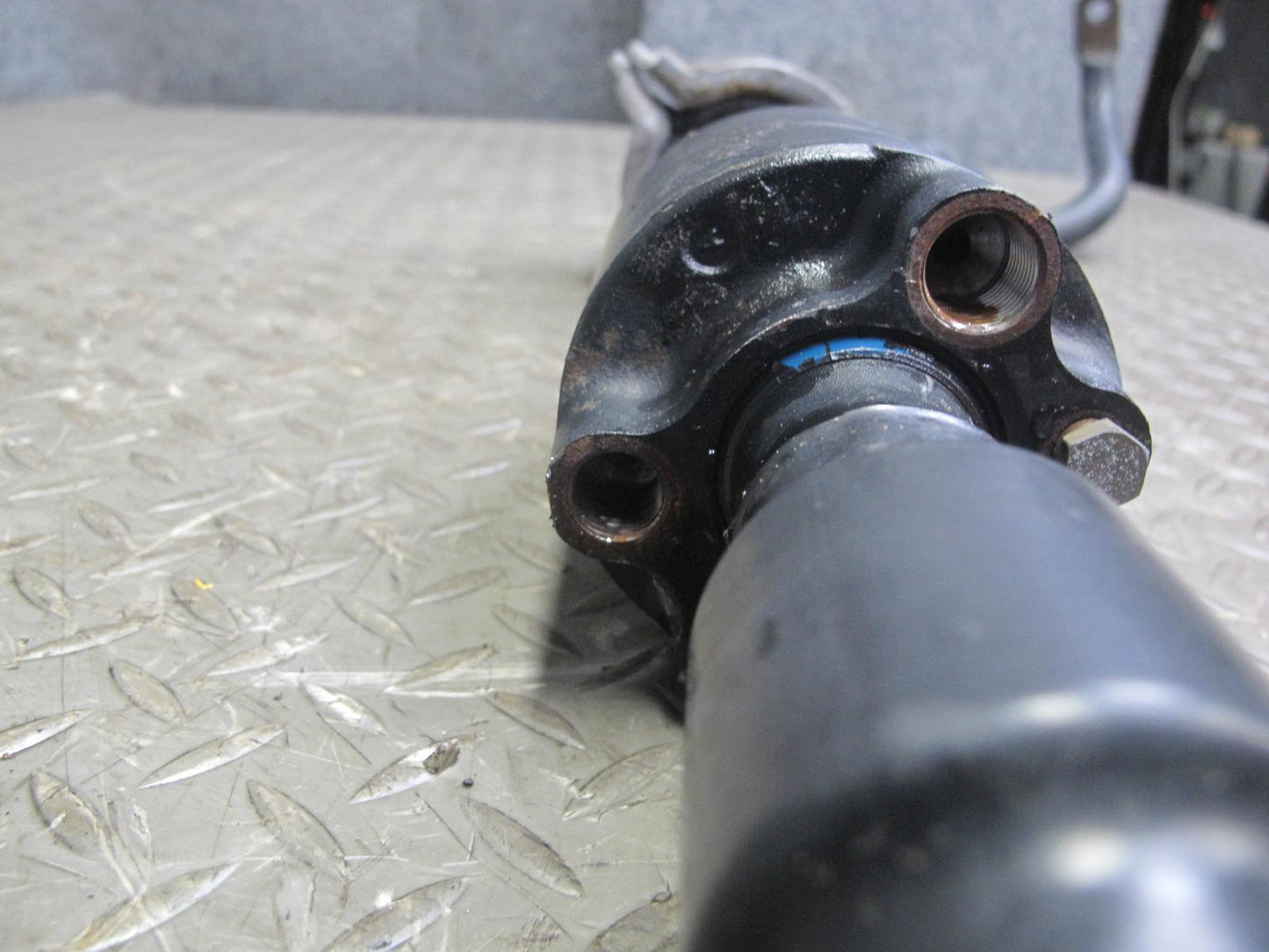 2010-2013 BMW E70 E71 E72 AWD Front Active Suspension Stabilizer Sway Bar