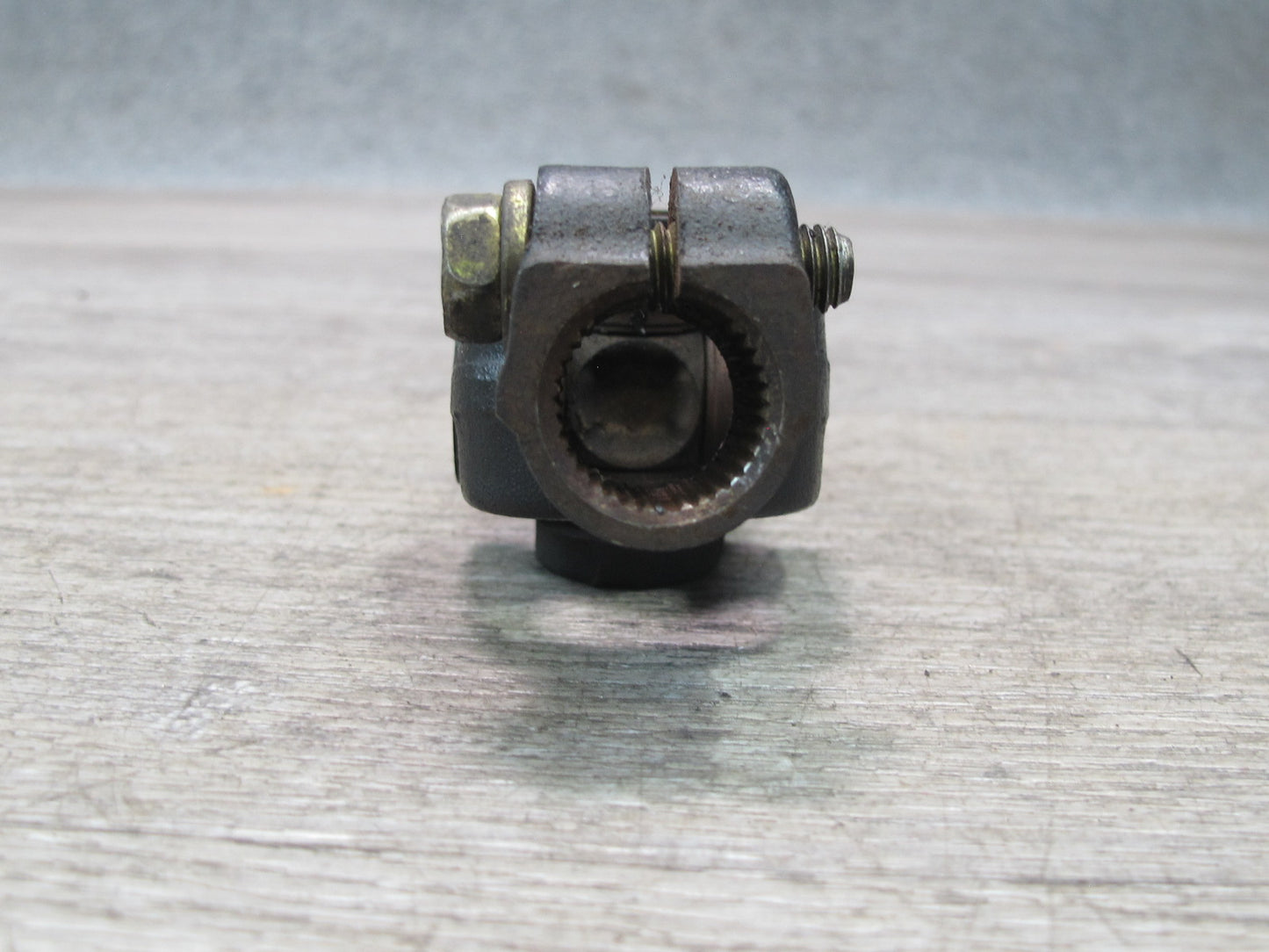 01-05 Lexus IS300 JCE10L Steering Shaft U Joint Coupling OEM