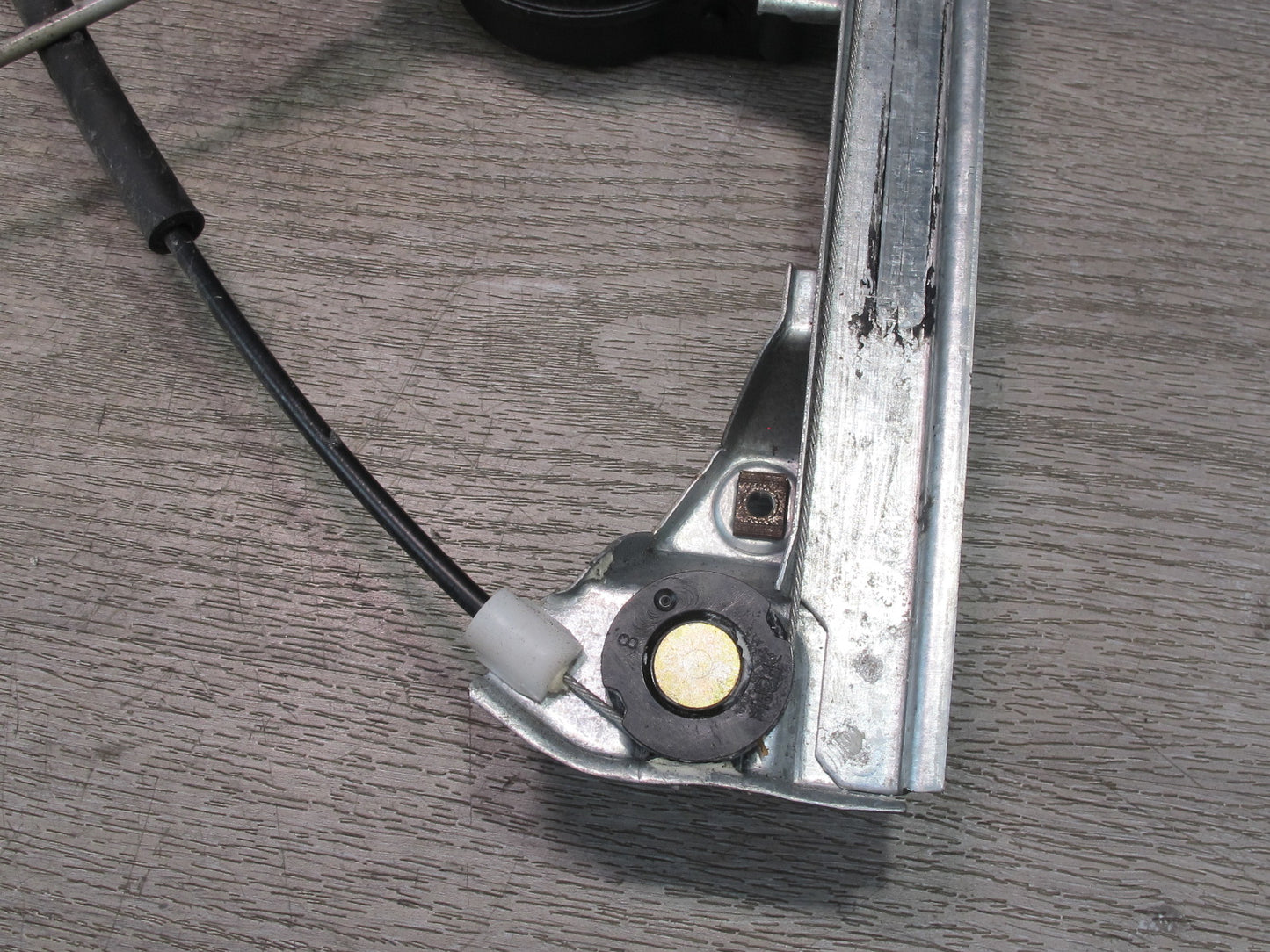 2003-2009 Hummer H2 Front Left Driver Side Window Regulator W/ Power Motor
