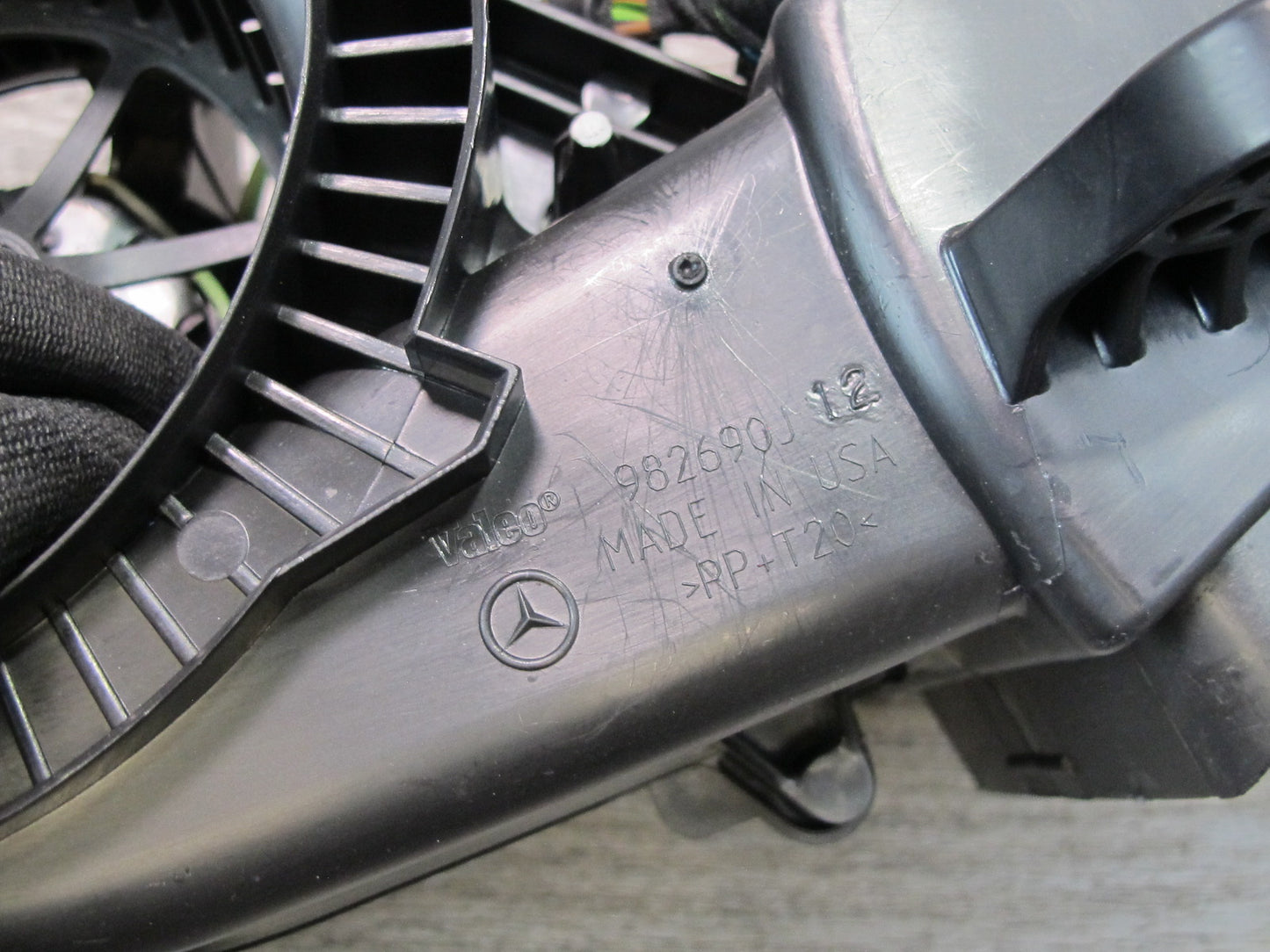 06-11 Mercedes X164 W164 GL ML Rear AC Heater Blower Motor Housing w Module OEM