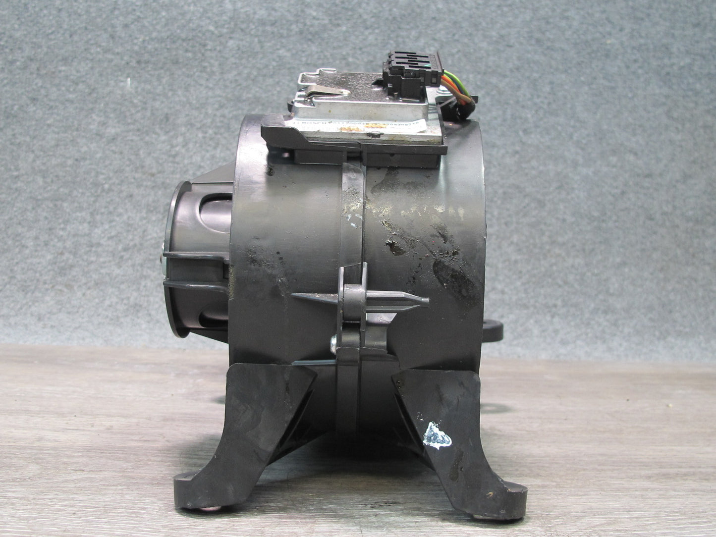 06-11 Mercedes X164 W164 GL ML Rear AC Heater Blower Motor Housing w Module OEM