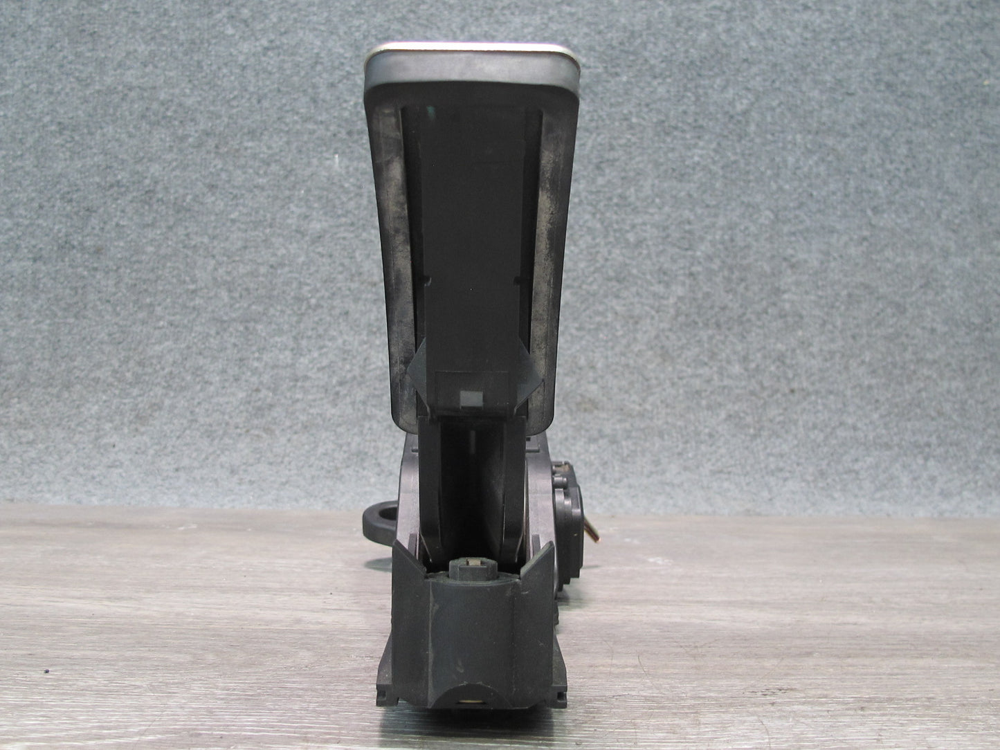 06-11 Mercedes W164 Ml-class Accelerator Throttle Gas Pedal 1643000104 OEM