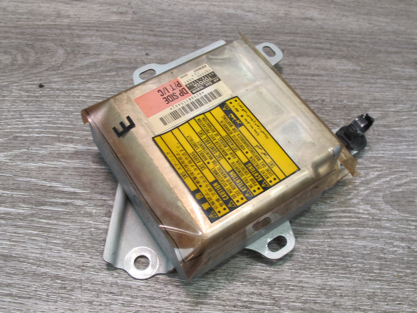 01-05 LEXUS IS300 SRS AIRBAG CONTROL MODULE UNIT 89170-53050 OEM