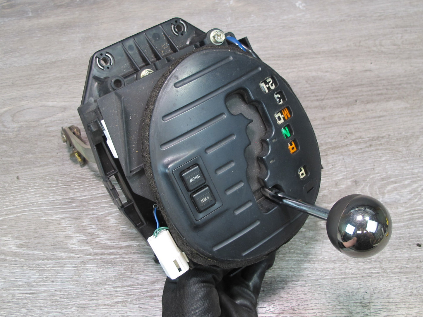 01-05 Lexus JCE10L IS300 A/T Automatic Transmission Gear Shifter w Knob OEM