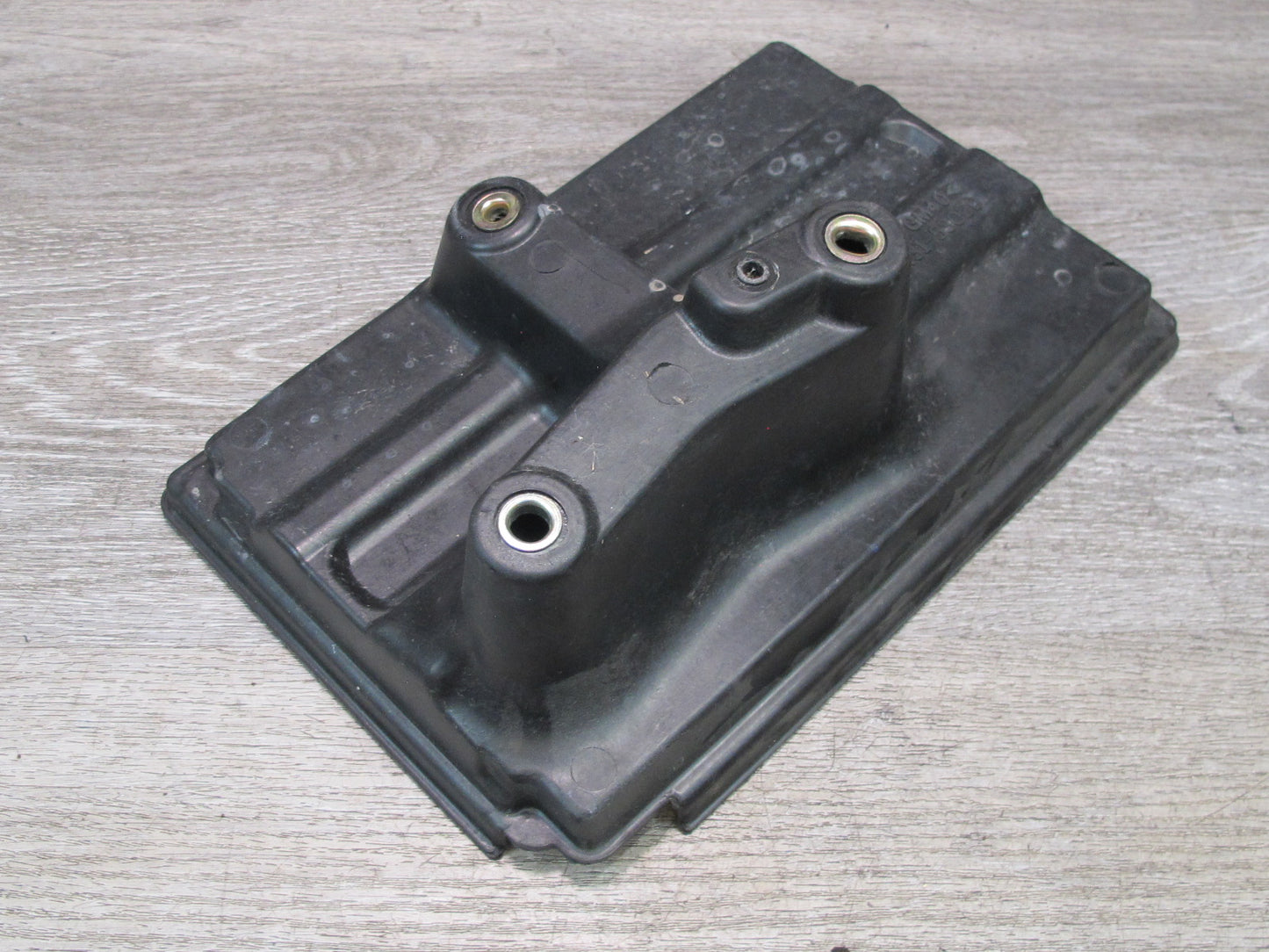 01-05 Lexus JCE10L IS300 Battery Tray Holder Bracket Set OEM