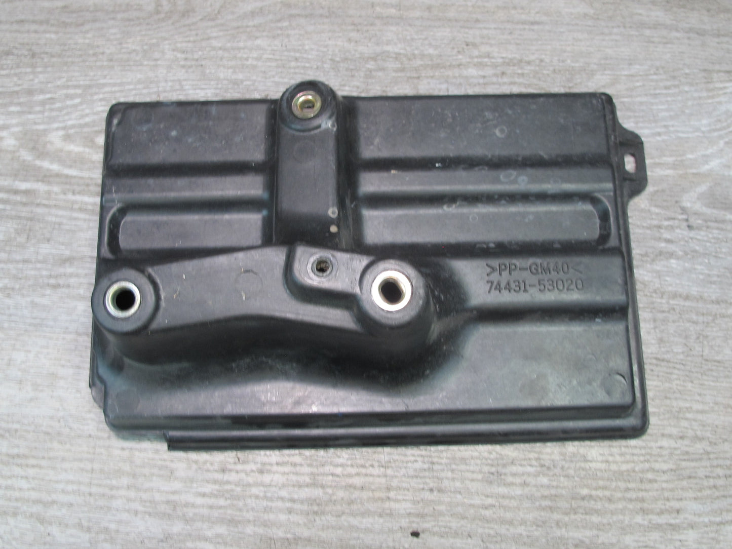 01-05 Lexus JCE10L IS300 Battery Tray Holder Bracket Set OEM