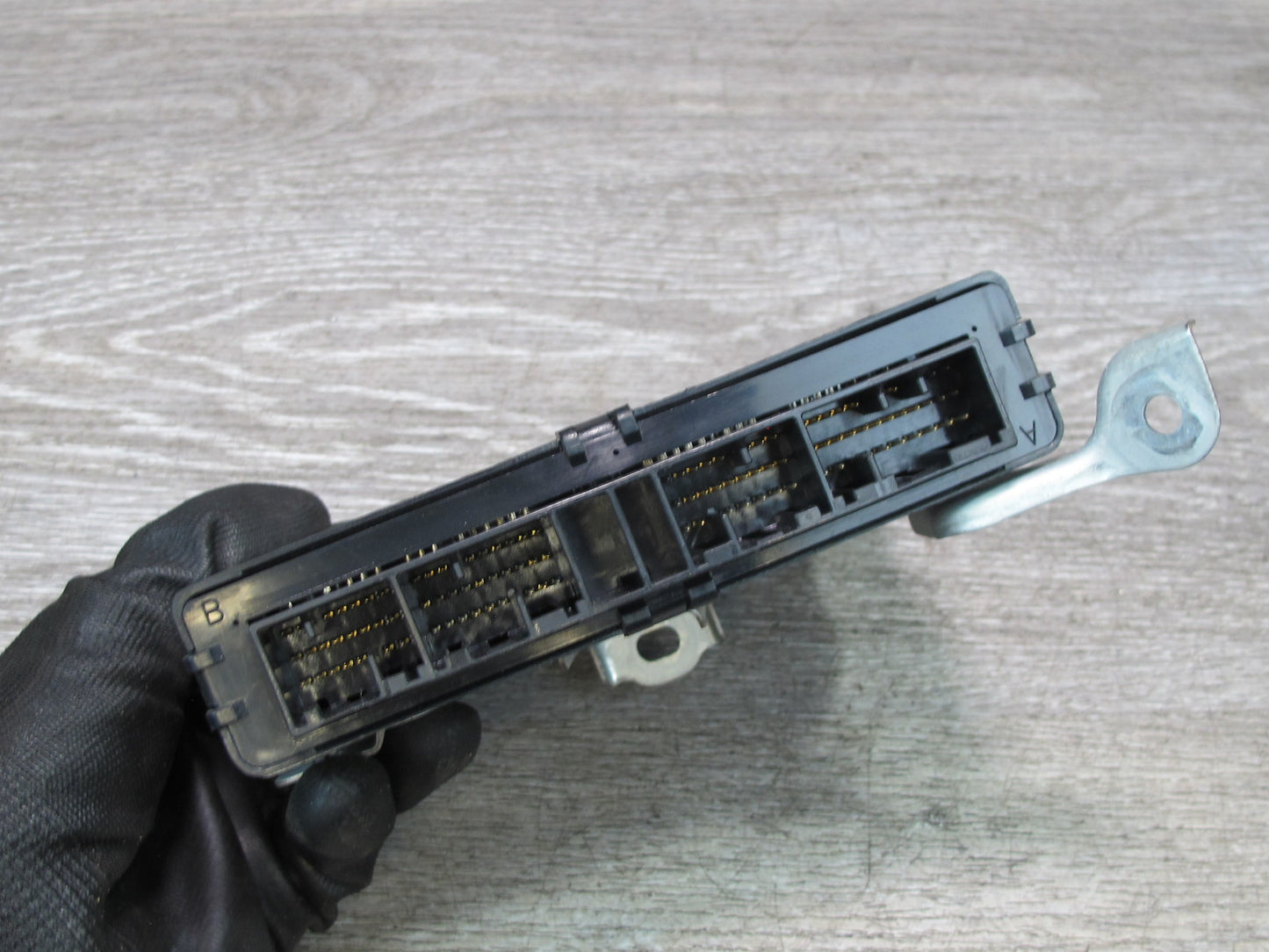 02-05 Lexus JCE10L IS300 ABS TRC Control Module Unit 89540-53150 OEM
