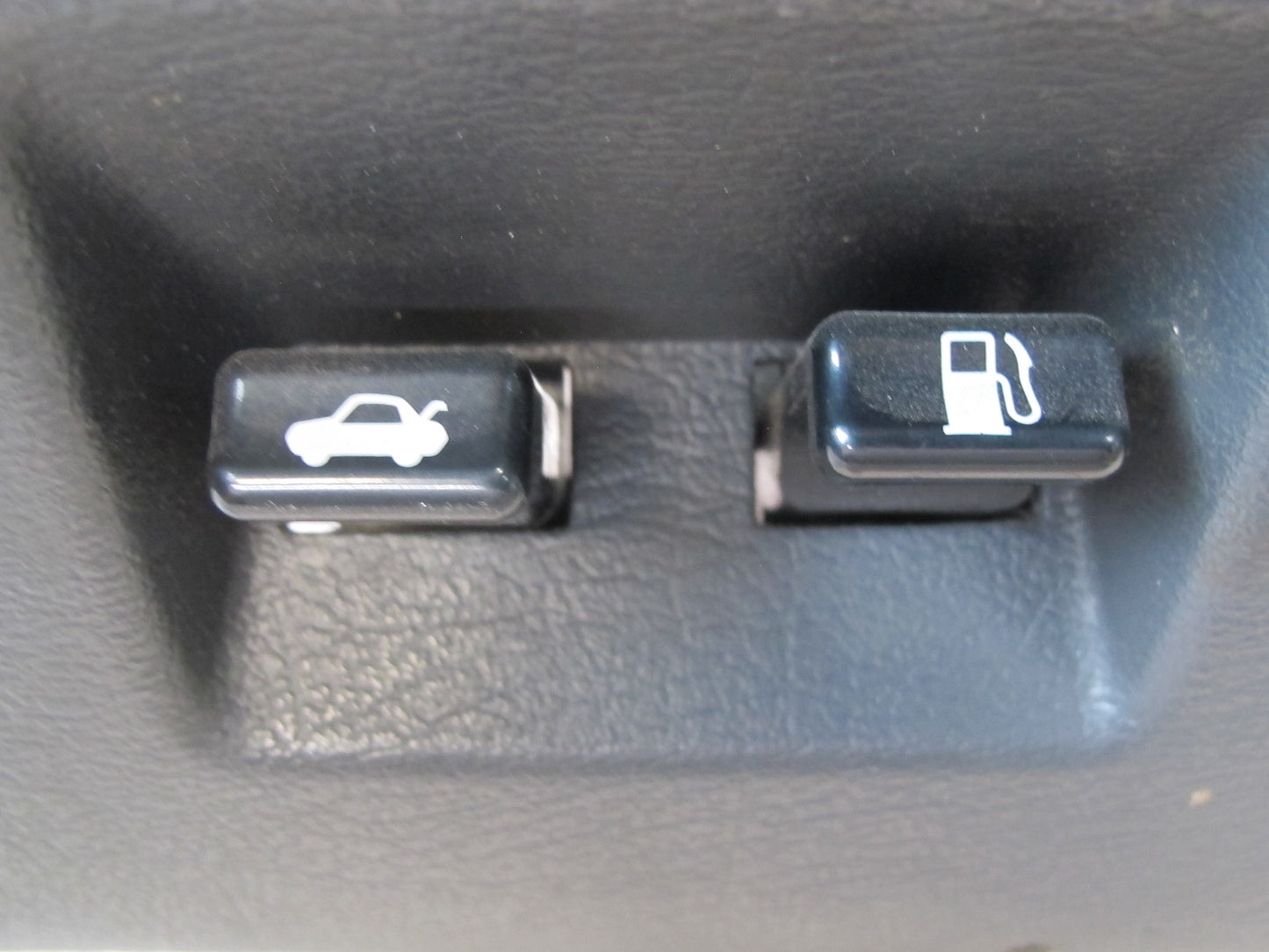 84-85 Mazda RX7 FB Under Dash Trunk Fuel Door Mirror Dimmer Switch w Trim OEM