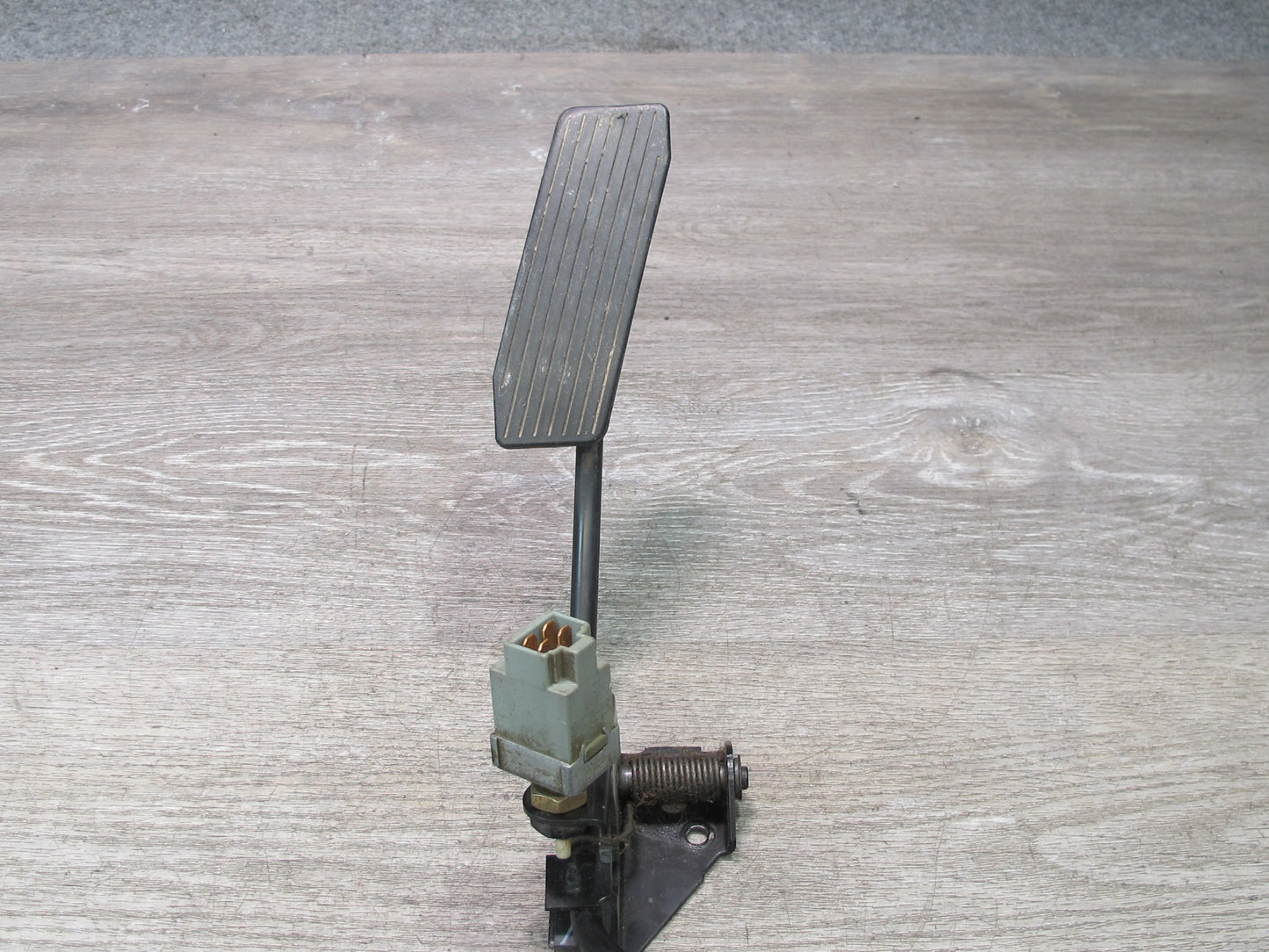 84-85 Mazda RX7 FB A/T Gas Accelerator Throttle Pedal OEM