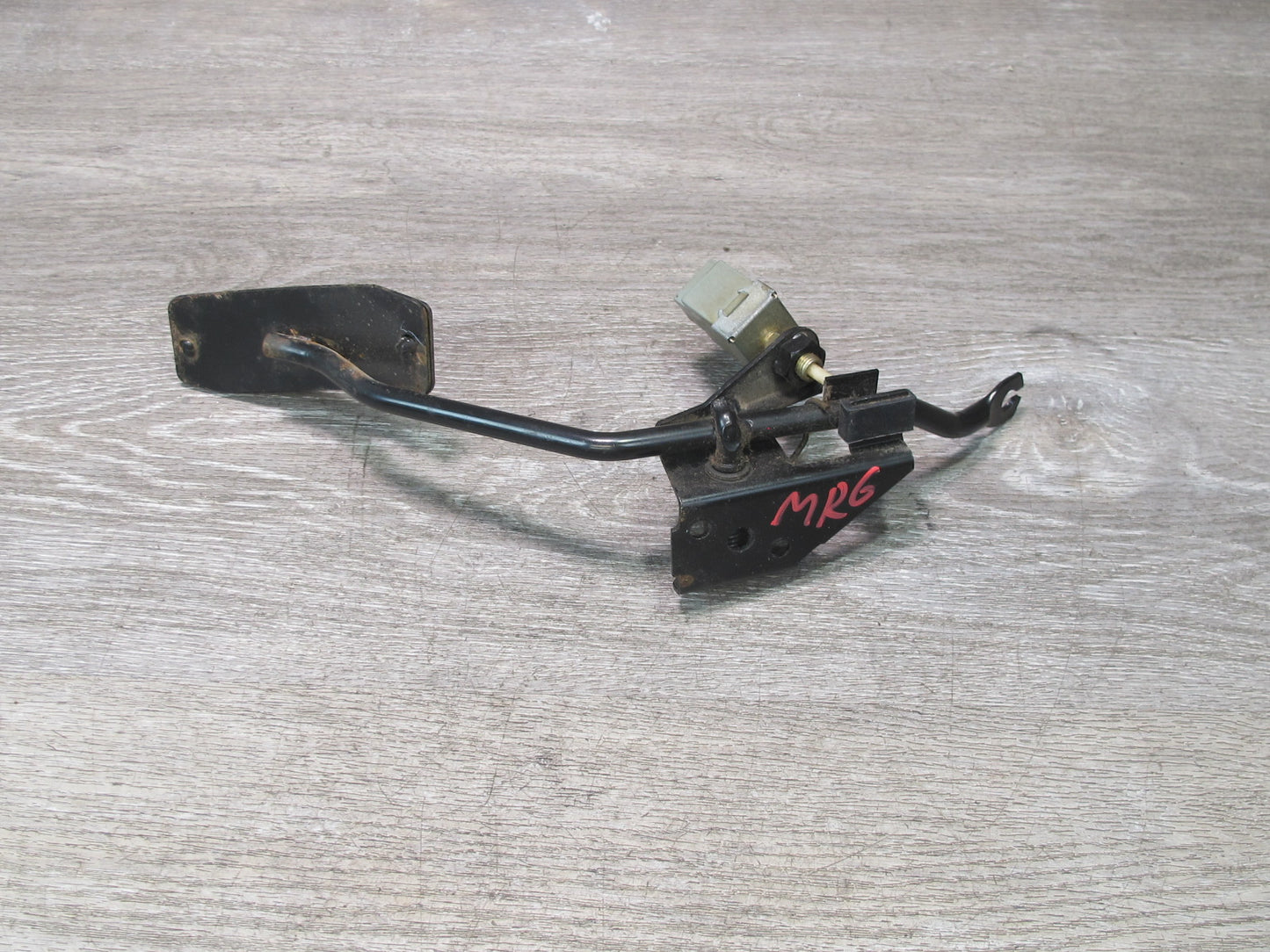84-85 Mazda RX7 FB A/T Gas Accelerator Throttle Pedal OEM