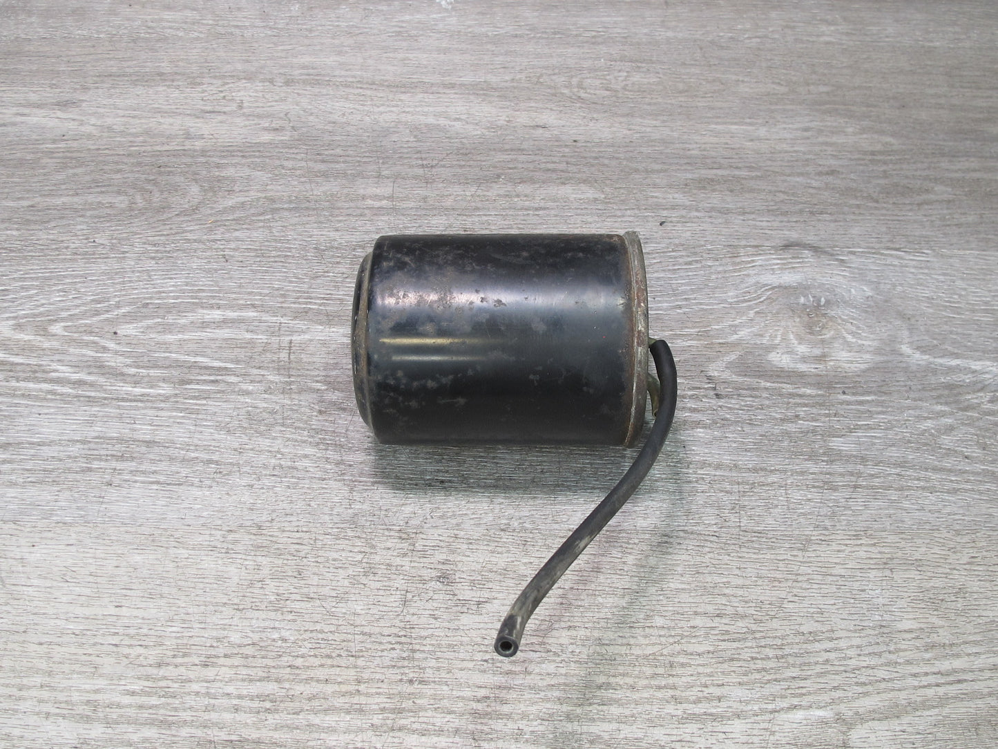 84-85 Mazda RX7 FB Fuel Evap Vapor Charcoal Canister OEM