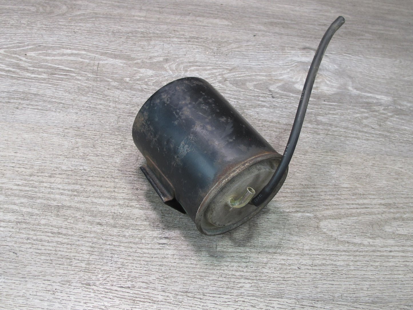 84-85 Mazda RX7 FB Fuel Evap Vapor Charcoal Canister OEM