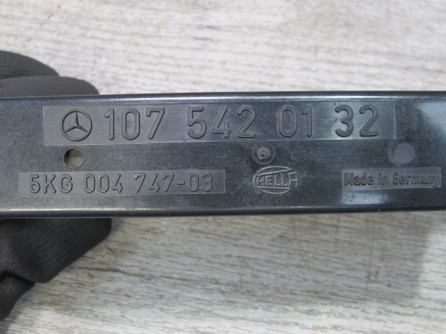 86-89 Mercedes R107 560SL Light Lamp Control Module 1075420132 OEM