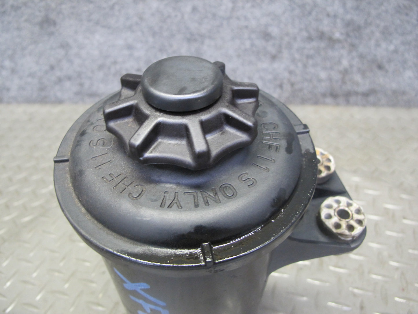 2007-2013 BMW E70 E71 Power Steering Fluid Reservoir Tank 6782286