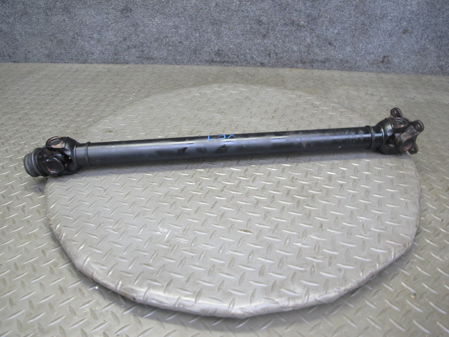 2010-2013 BMW E70 E71 X5M X6M AWD A/T Front Driveshaft Drive Shaft