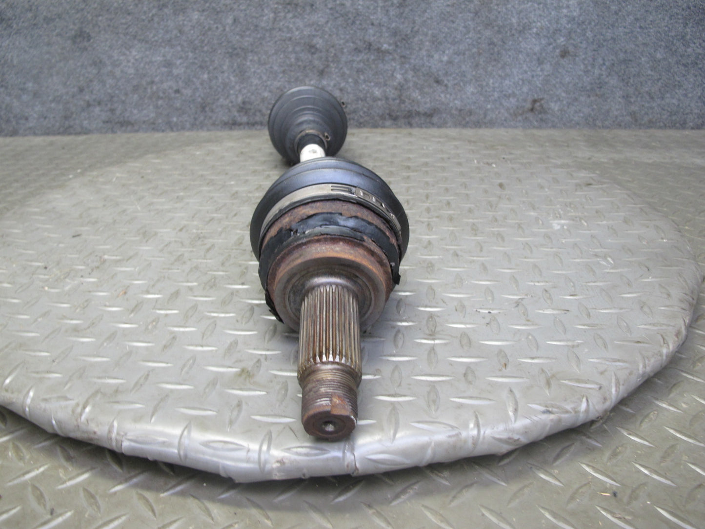 2007-2013 BMW E70 E71 AWD Front Left Suspension Axle Shaft 7622883