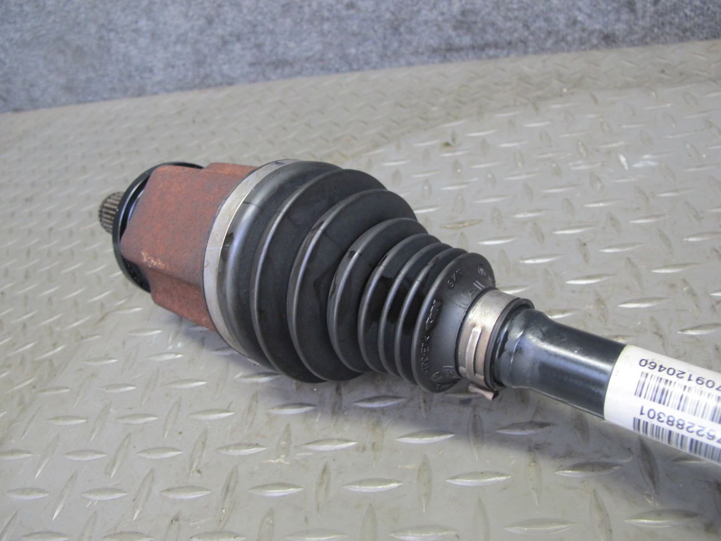 2007-2013 BMW E70 E71 AWD Front Left Suspension Axle Shaft 7622883
