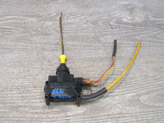 86-89 Mercedes R107 560SL Rear Trunk Lid Lock Release Vacuum Actuator OEM