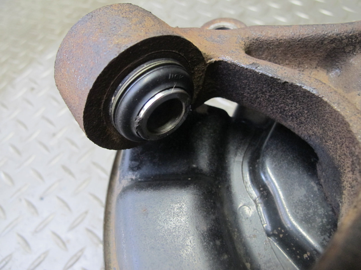 86-92 Toyota Supra MA70L Rear Left Spindle Knuckle Wheel Hub Bearing 71K OEM