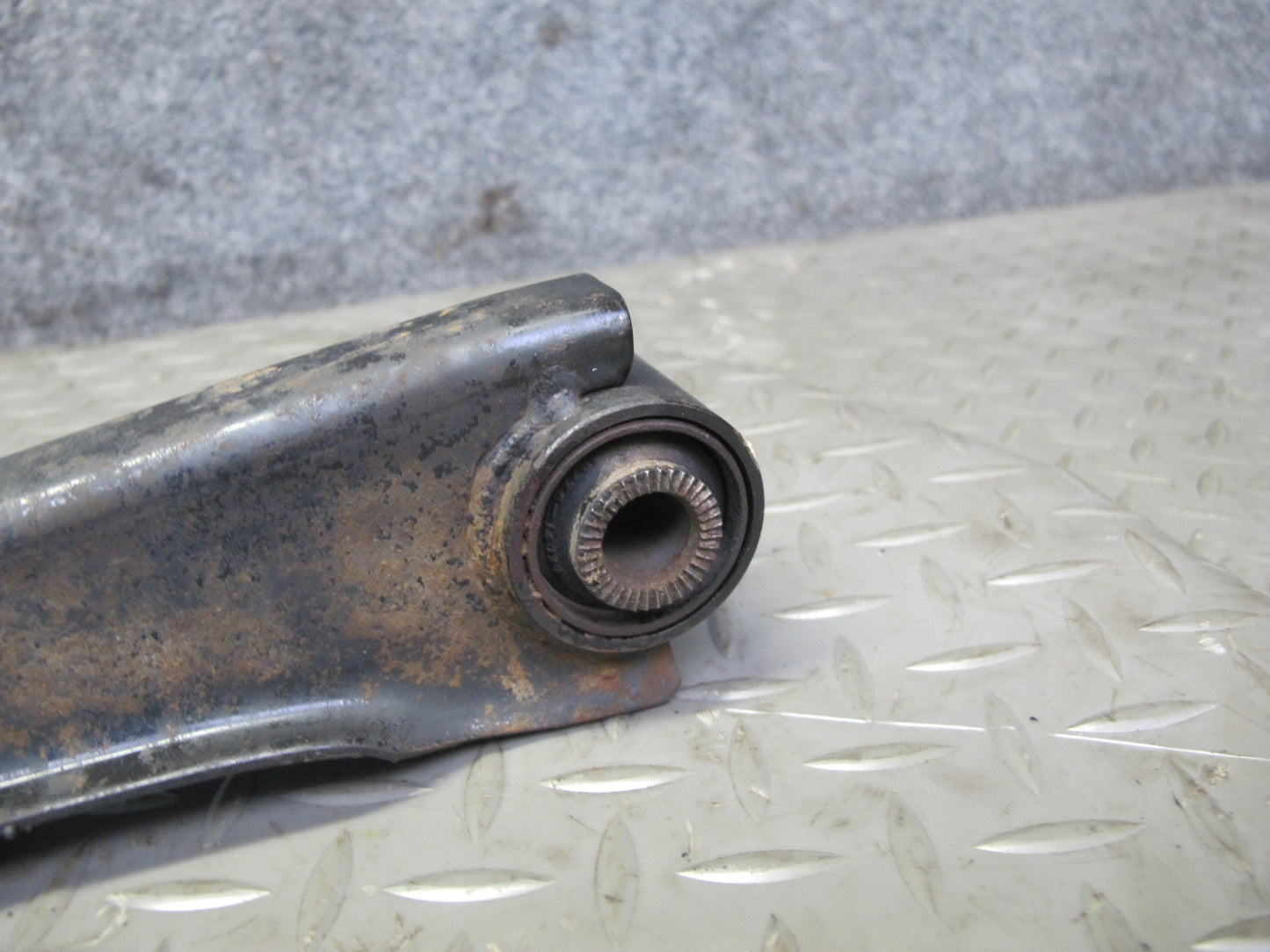 86-92 Toyota Supra MA70L Set of 2 Rear Right Control Arm 71K Miles OEM