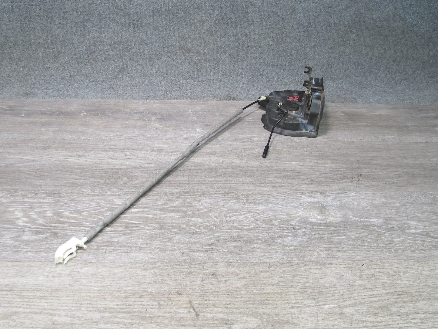01-06 BMW E46 3-SERIES Coupe Convertible Right Door Lock Latch Actuator OEM
