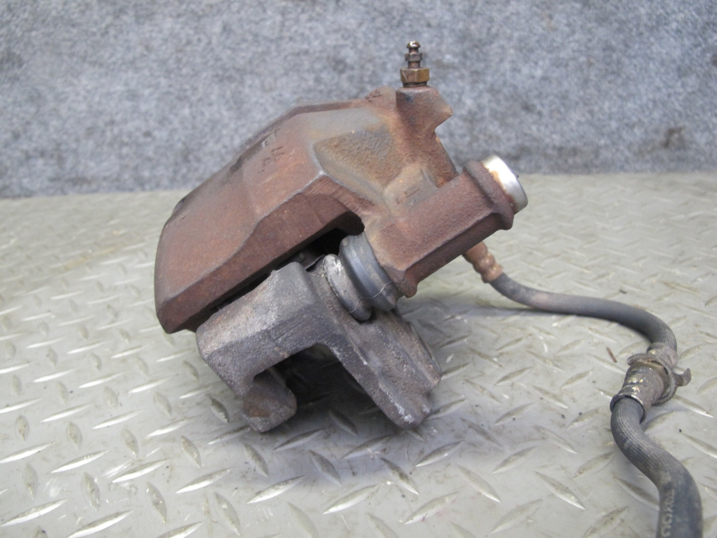 86-90 Toyota Supra MK3 Set of 2 Front Left & Right Brake Caliper 71K Miles OEM