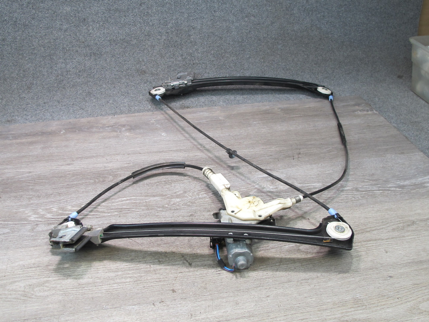 01-06 BMW E46 Coupe Convertible Right Door Window Regulator w Motor OEM