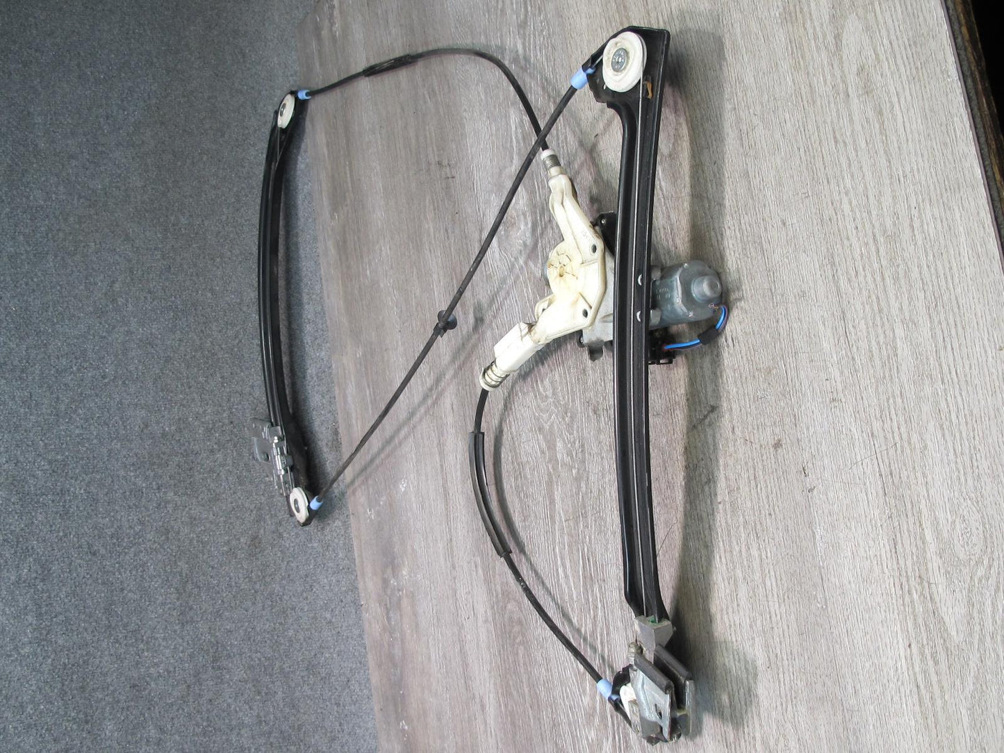 01-06 BMW E46 Coupe Convertible Right Door Window Regulator w Motor OEM