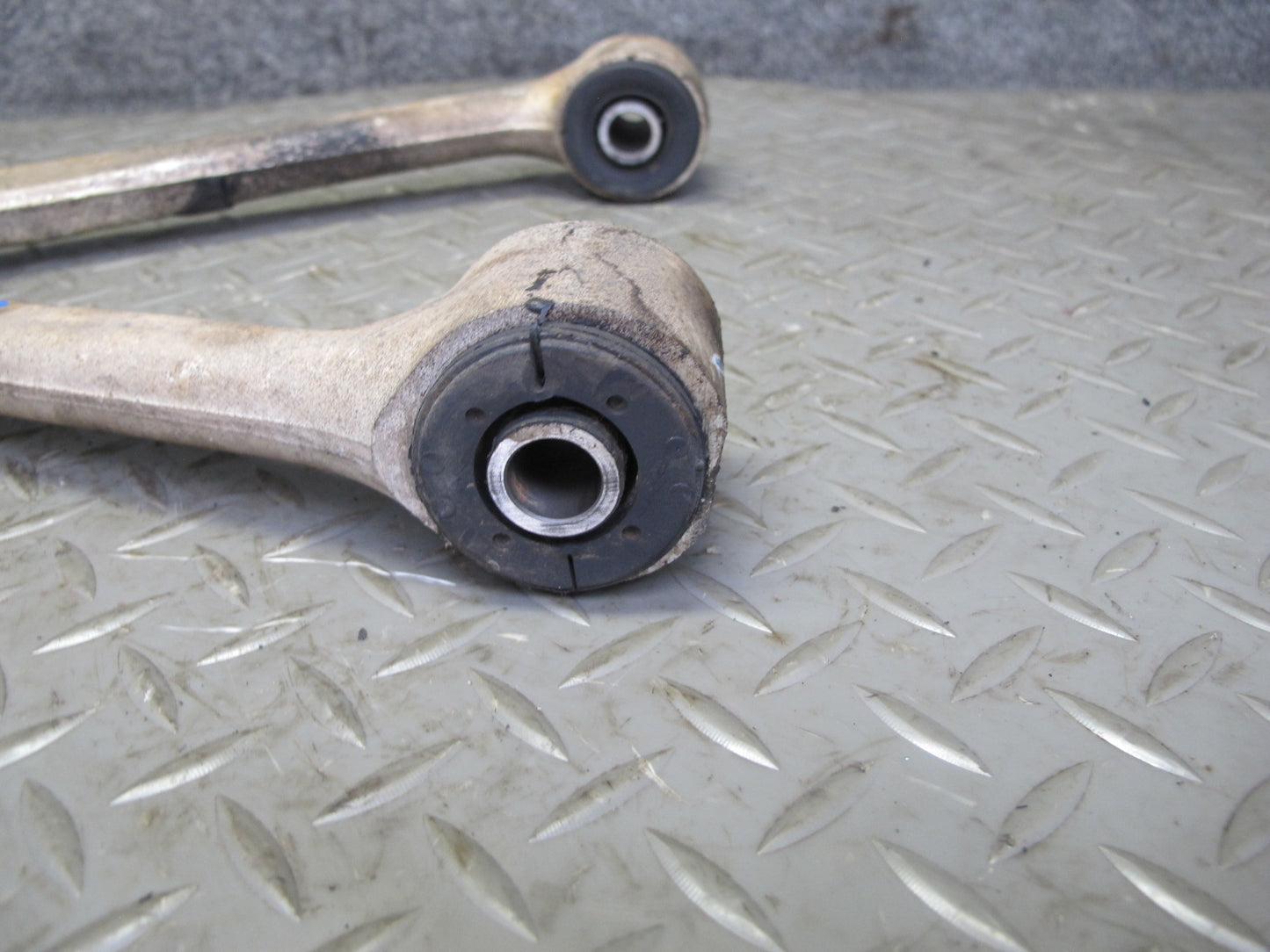 86-92 Toyota  Supra MA70L Set of 2 Rear Left & Right Upper Control Arm 71K OEM