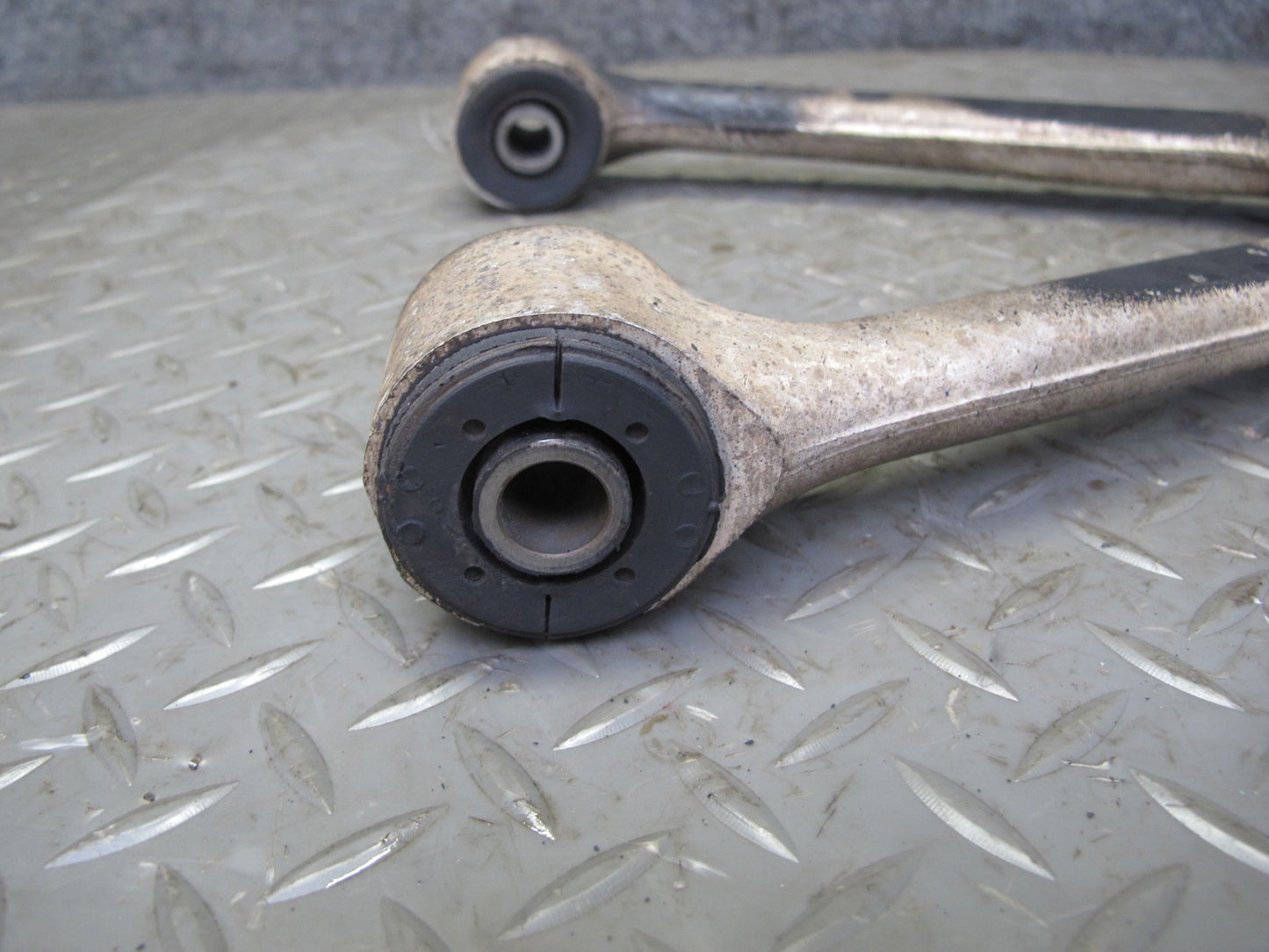 86-92 Toyota  Supra MA70L Set of 2 Rear Left & Right Upper Control Arm 71K OEM