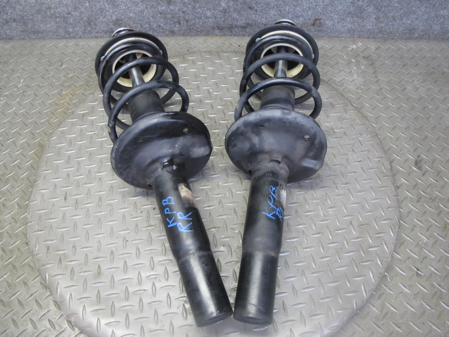 1997-2004 Porsche Boxster 986 Front Left & Right Side Strut Shock Absorber Set